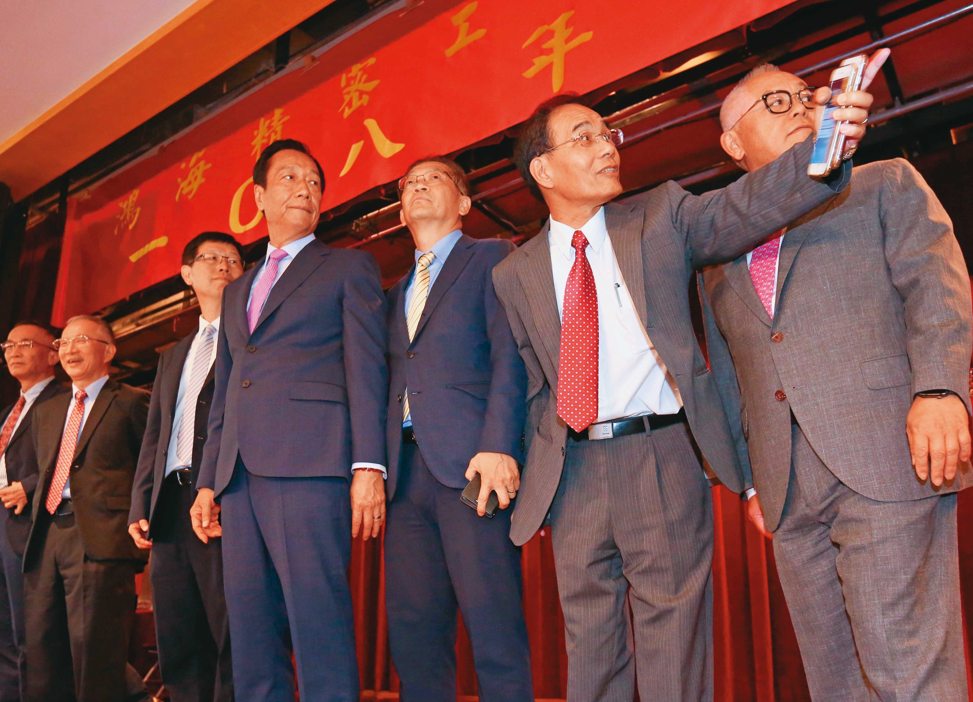 戴正吳在鴻海集團戰功彪炳，是郭台銘倚重的戰將。