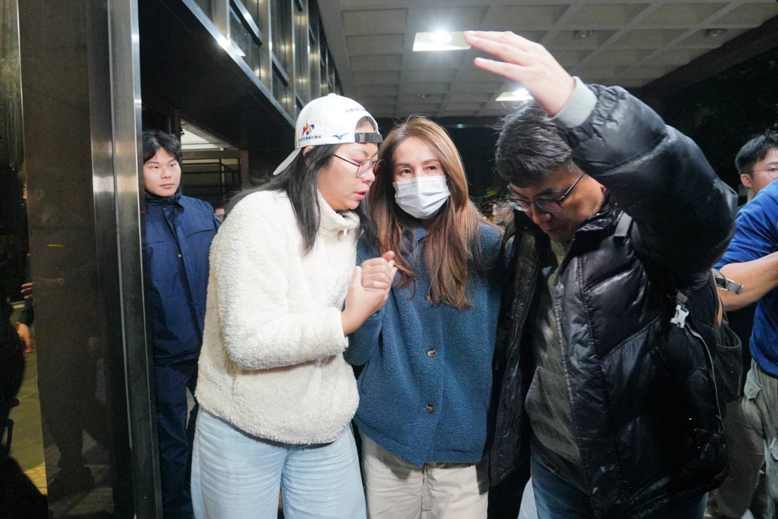 高金素梅「身體不適台大掛急診」偵訊喊卡　北檢諭知限制出境出海擇期再問