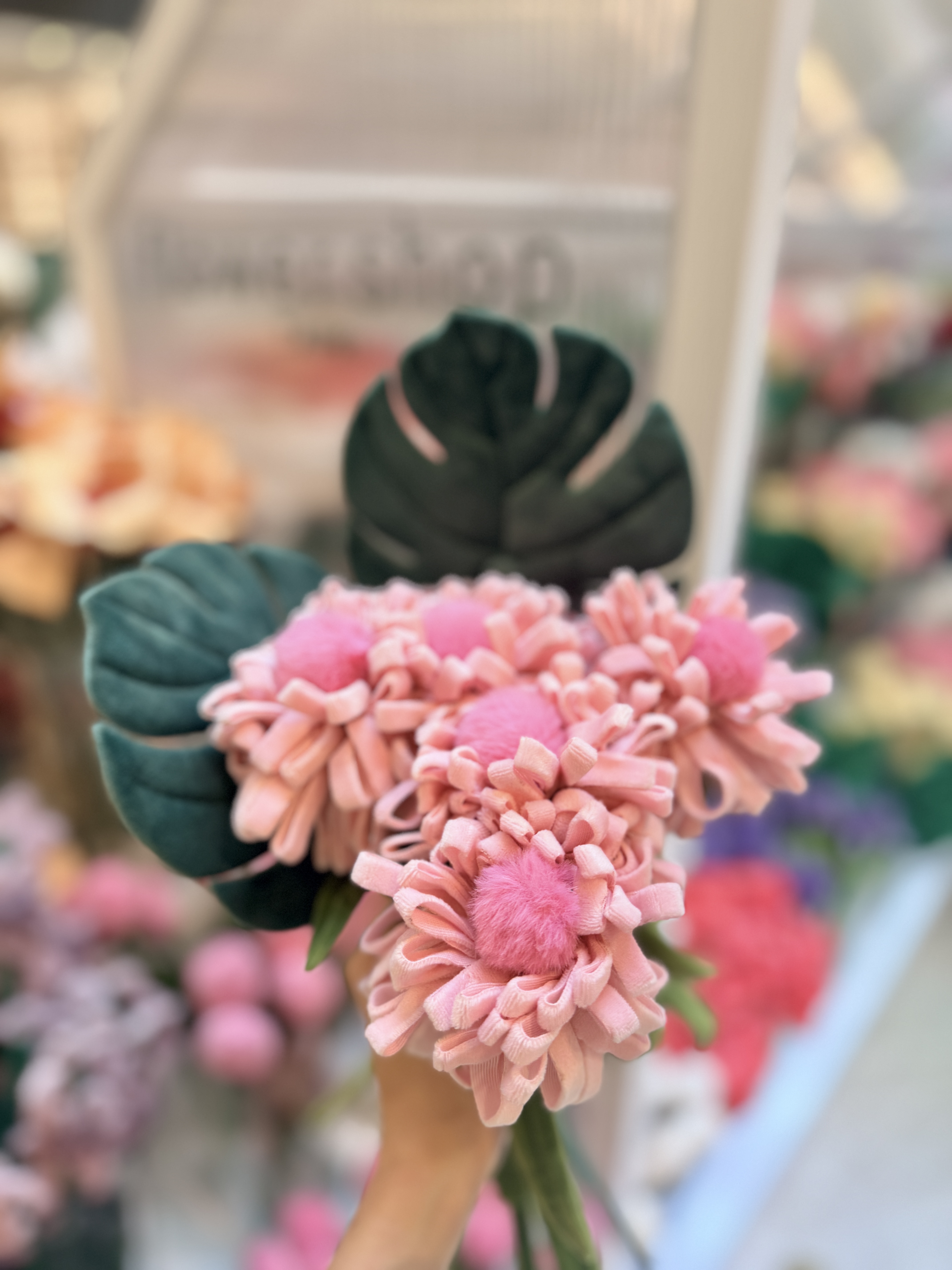 Flower Shop TAIPEI的沈浸式體驗讓人可以自由挑選、搭配。（陳慧明攝）       