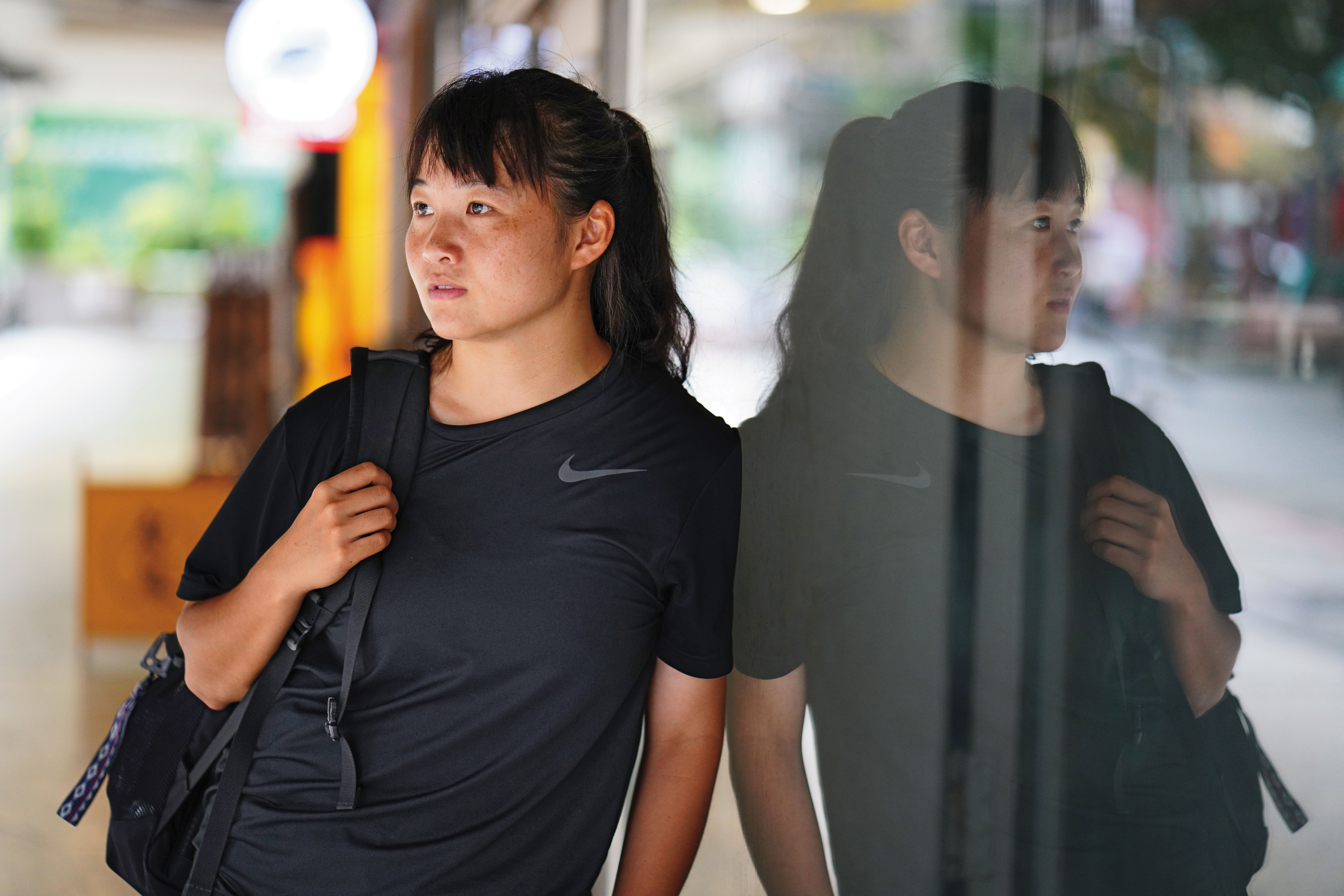 簡奇陞正在思考論文研究主題，因此讀了很多社會學的書。