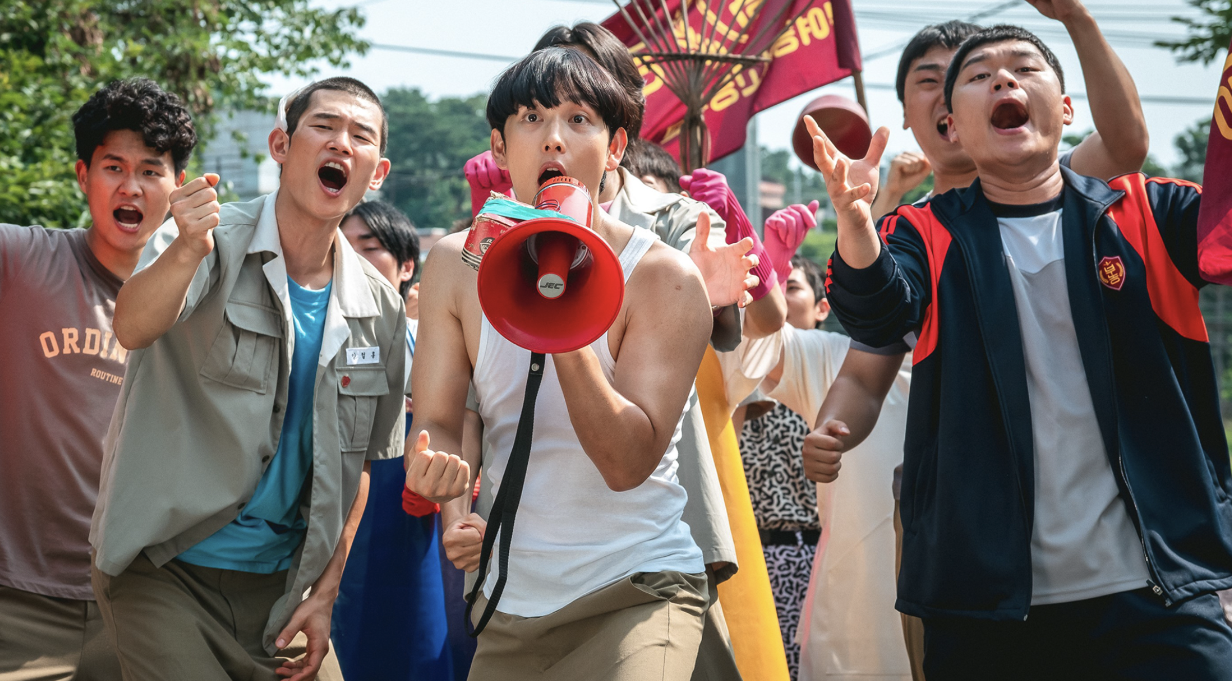 任時完花3個月勤練忠清道方言，演技受導演肯定，「任時完演活了張秉泰。」（龍華提供）