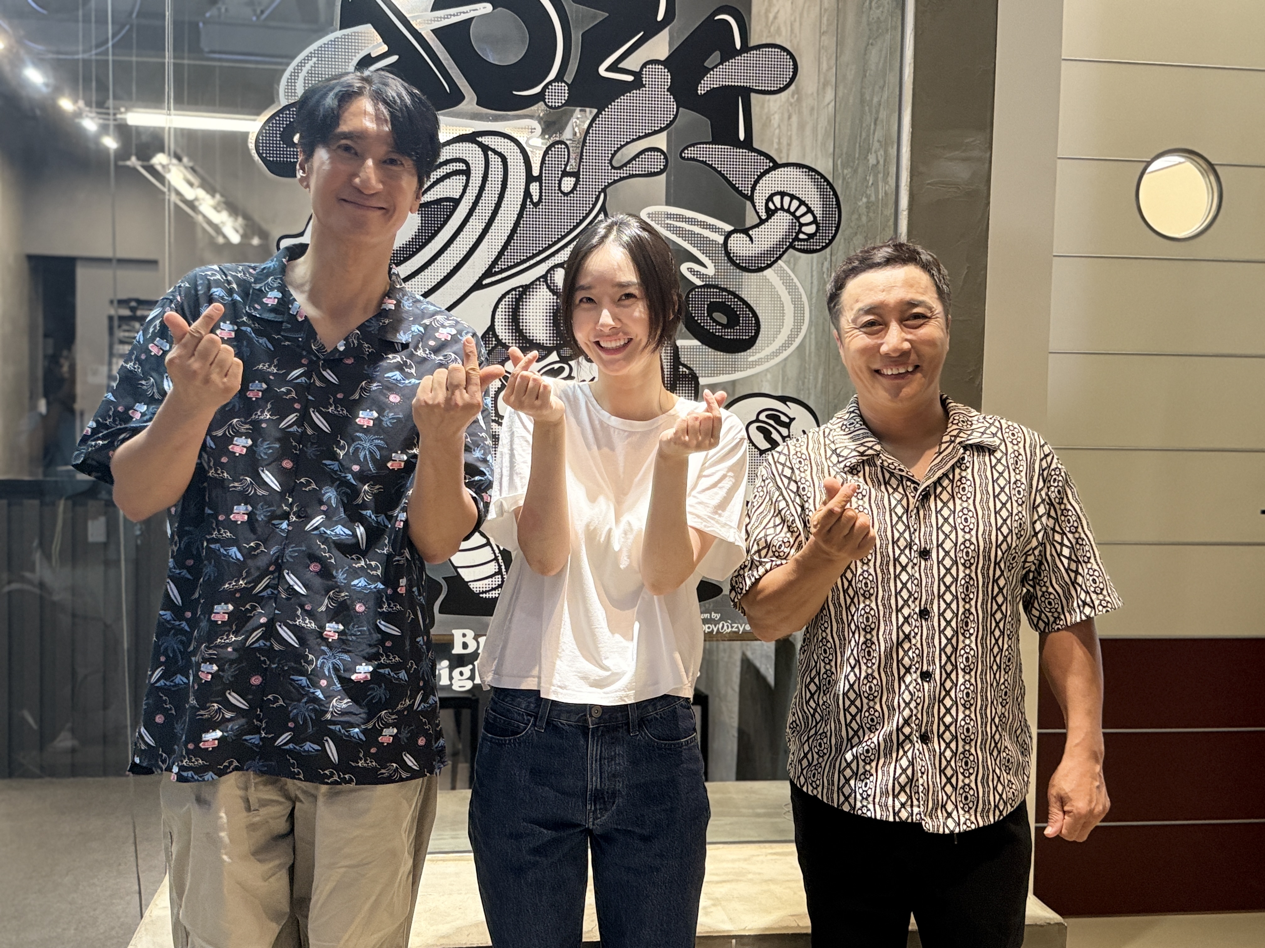 台韓合資電影《懸賞令》邀來金炳萬、申鉉濬、裴優熙來台參與拍攝。（童心娛樂提供）