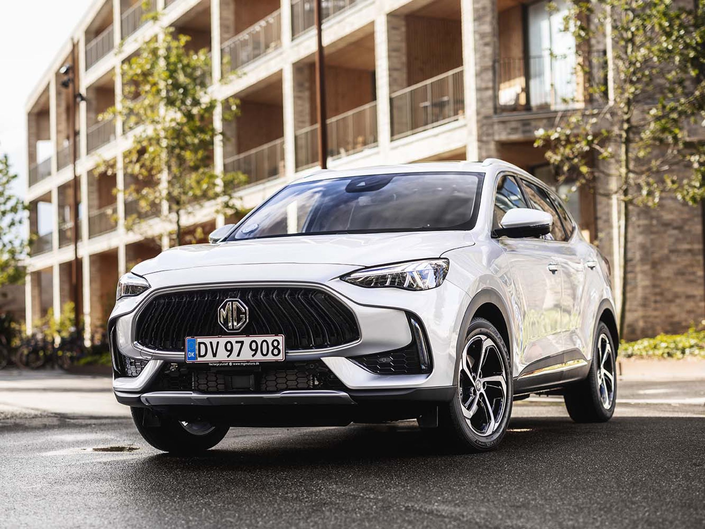 MG HS PHEV