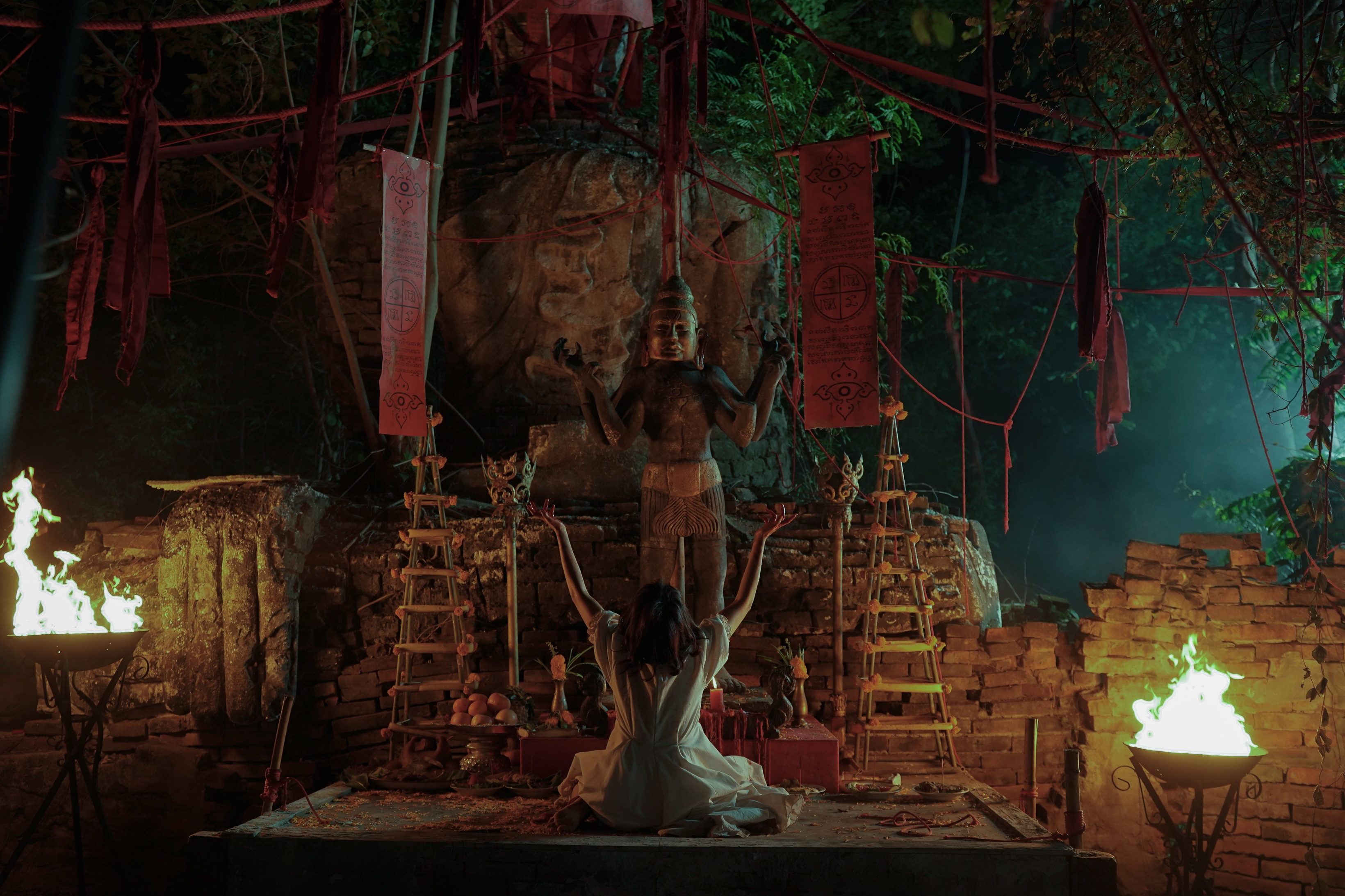 《邪降女帝》出現更惡毒的降頭術，及嶄新的凌虐手法。（威視電影提供）