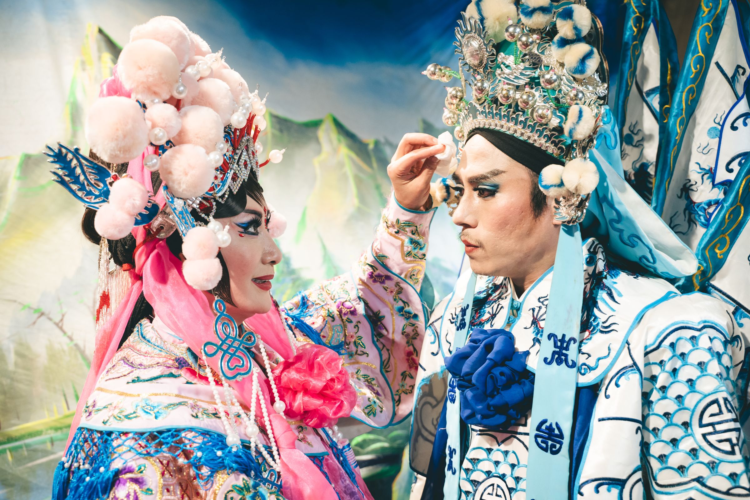 《勇氣家族》描述歌仔戲班的故事。（華視、公視台語台提供）