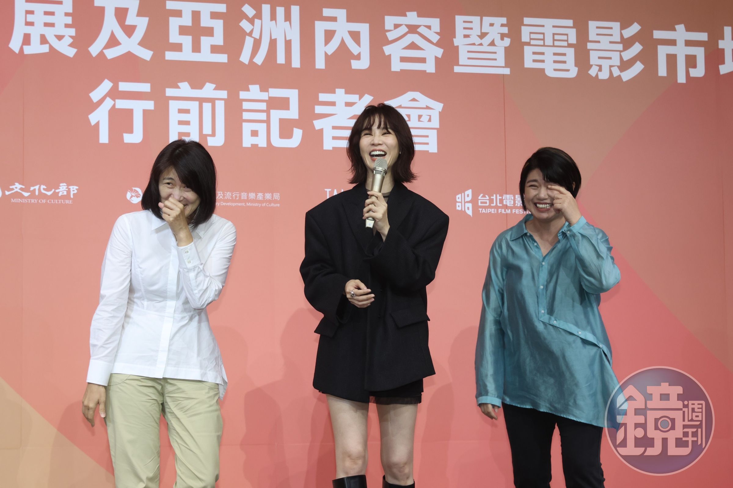 《俗女養成記》黃金組合嚴藝文與謝盈萱再次合作新劇《影后》，將在釜山影展亮相。