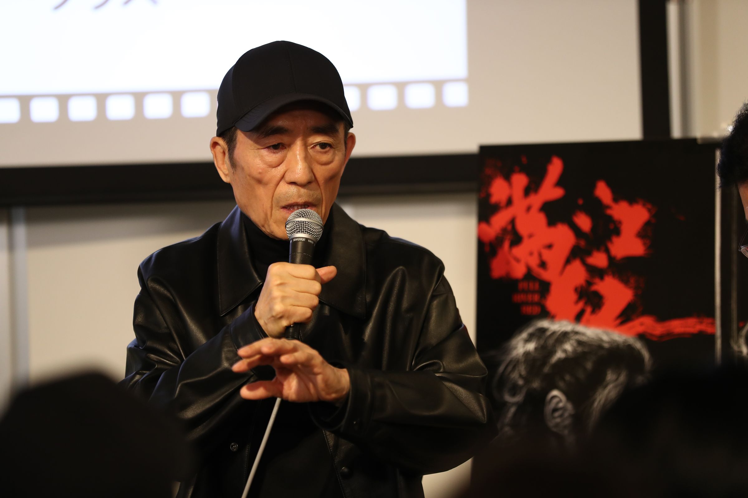 張藝謀今出席大師課分享創作心得。(東京國際影展提供)