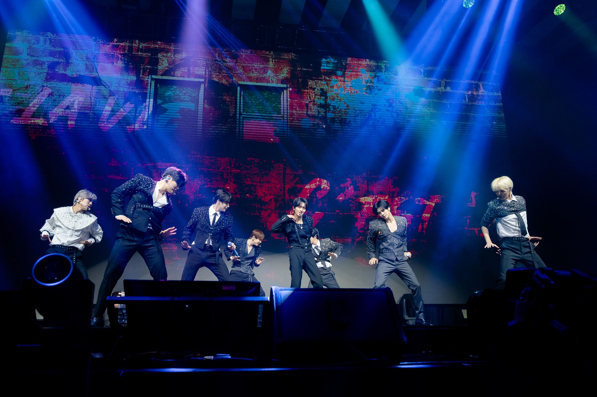 CRAVITY帶著《Road to Kingdom : Ace of Ace》冠軍的氣勢表演。（D-SHOW提供）