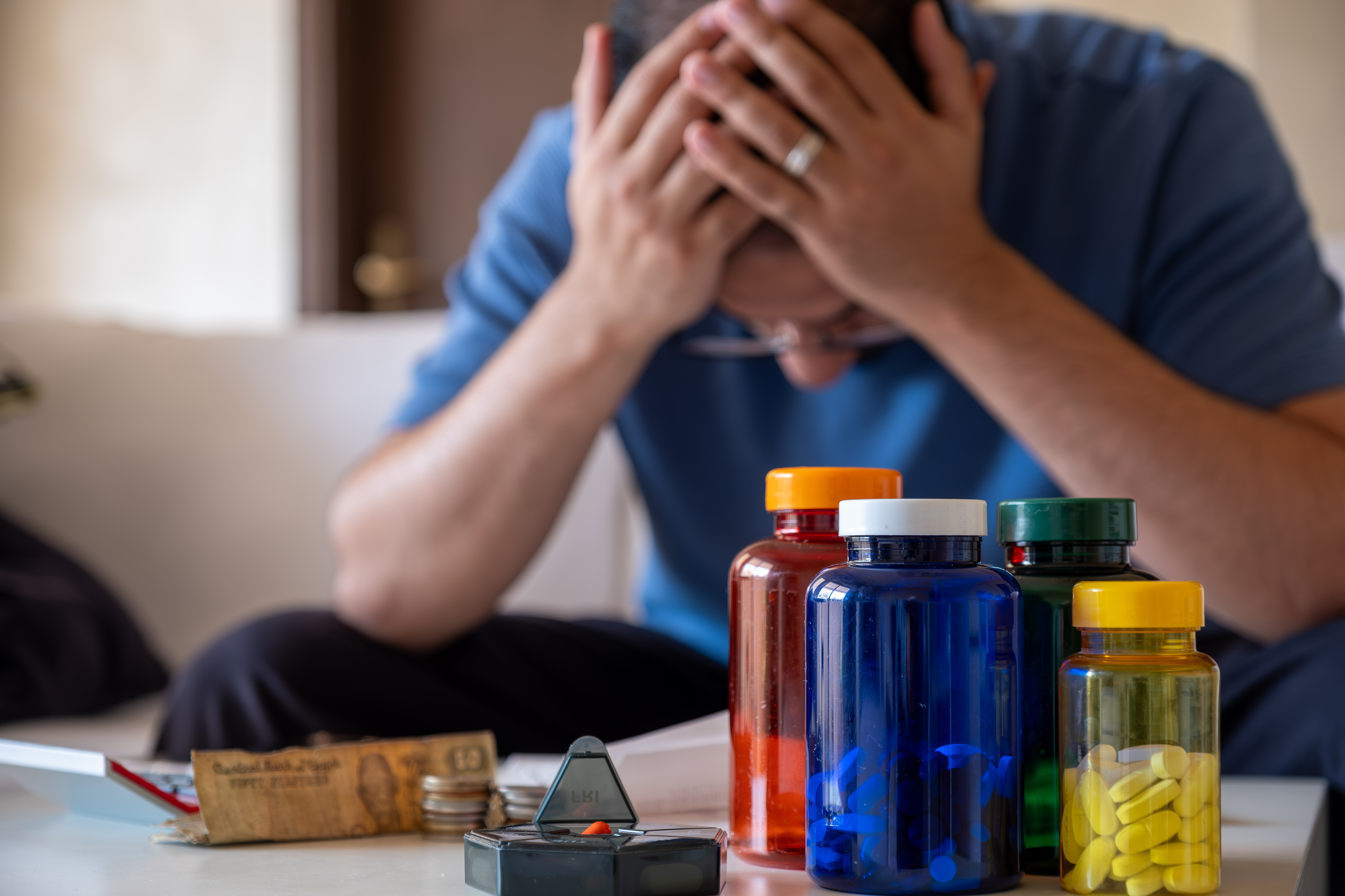 在台灣保健食品市場，標示清楚反成箭靶，話術黑箱卻暢行無阻；現行制度仍有待調整，若能進一步補足制度設計，將更能守護國人健康。（圖／123RF 授權使用，示意圖）