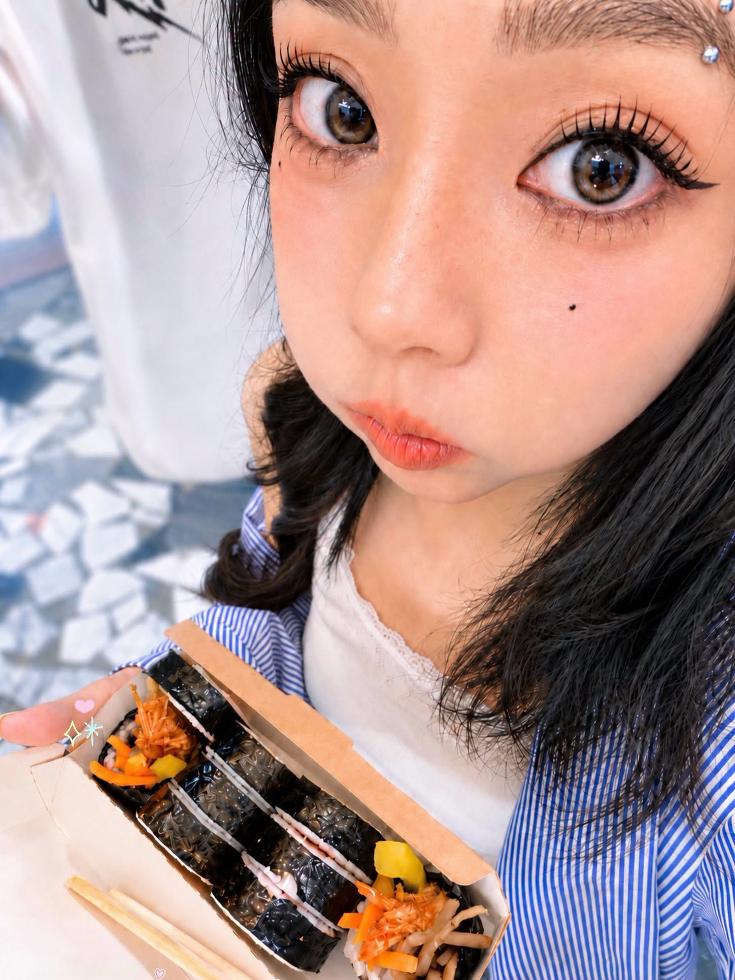孫淑媚七夕po凍齡美照。（翻攝自孫淑媚臉書）