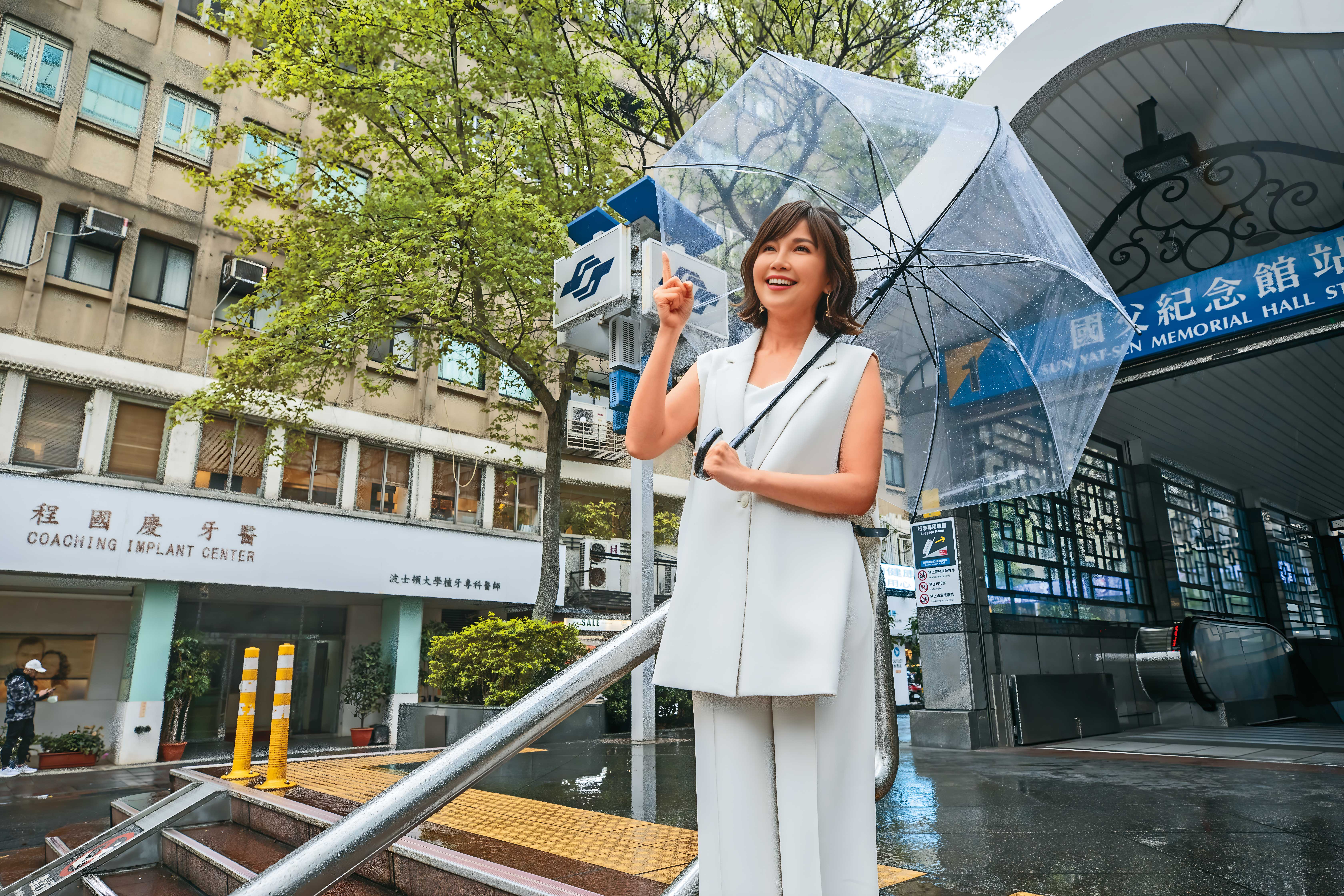 身兼演員、主持人及KOL身分的鍾欣怡，買房鎖定台北捷運步行5分鐘即可到達的小宅，並對板南線情有獨鍾。