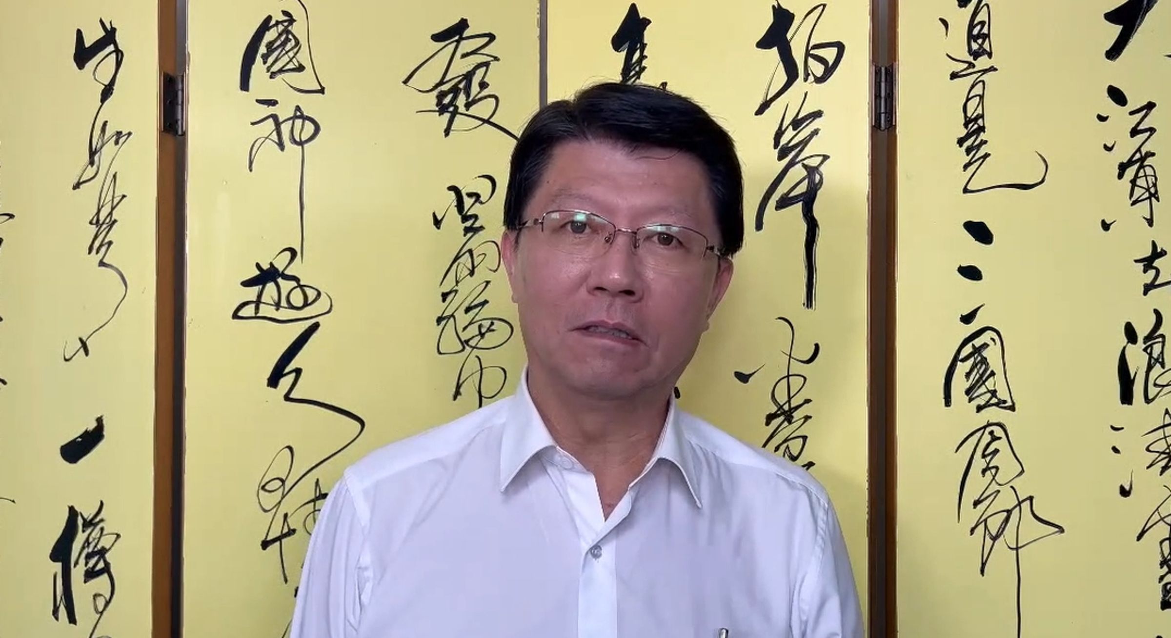 謝龍介稱台南罷綠委連署「有些違誤」。(謝龍介國會辦公室提供)