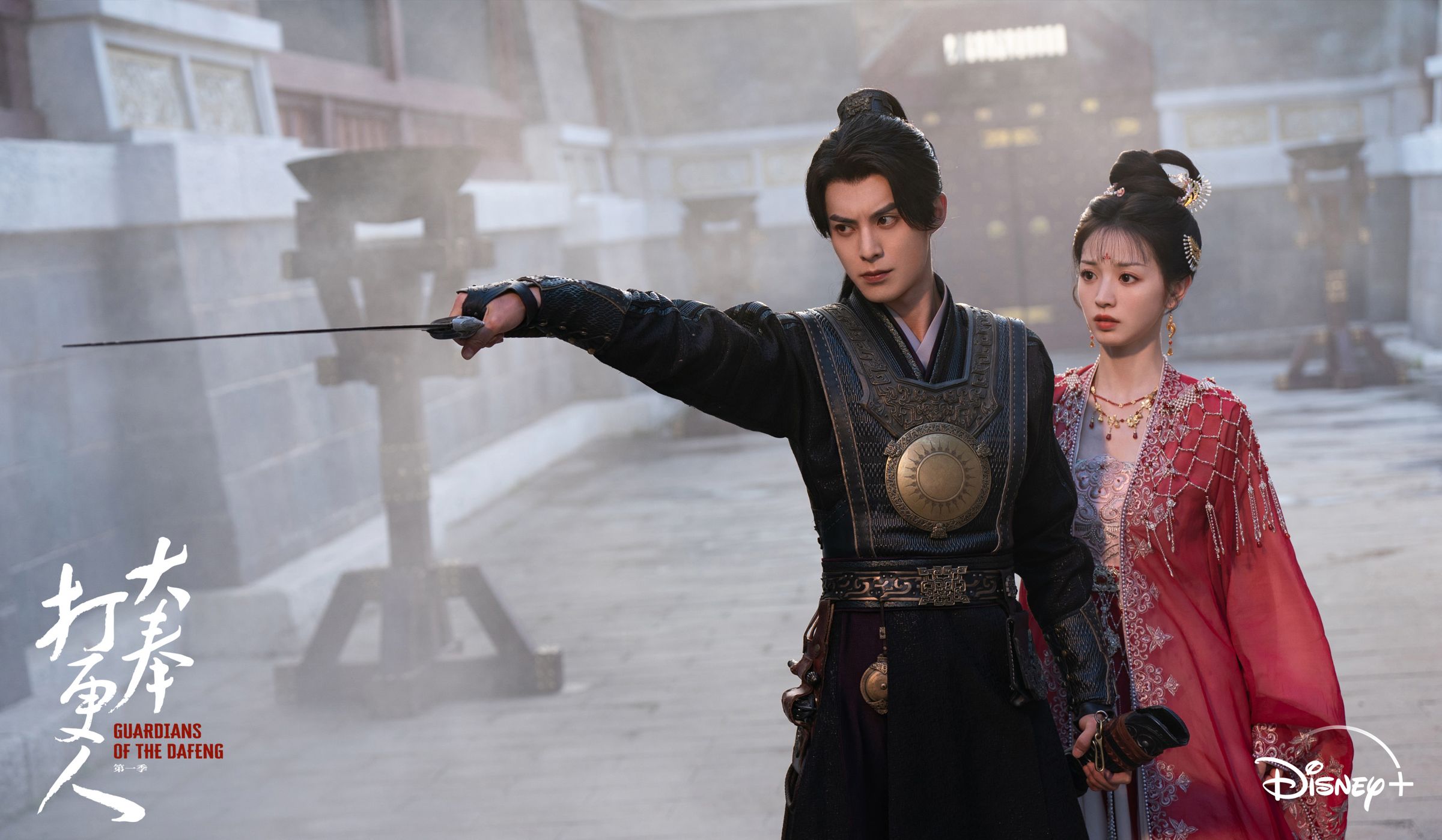 田曦薇與王鶴棣默契十足。（Disney+提供）