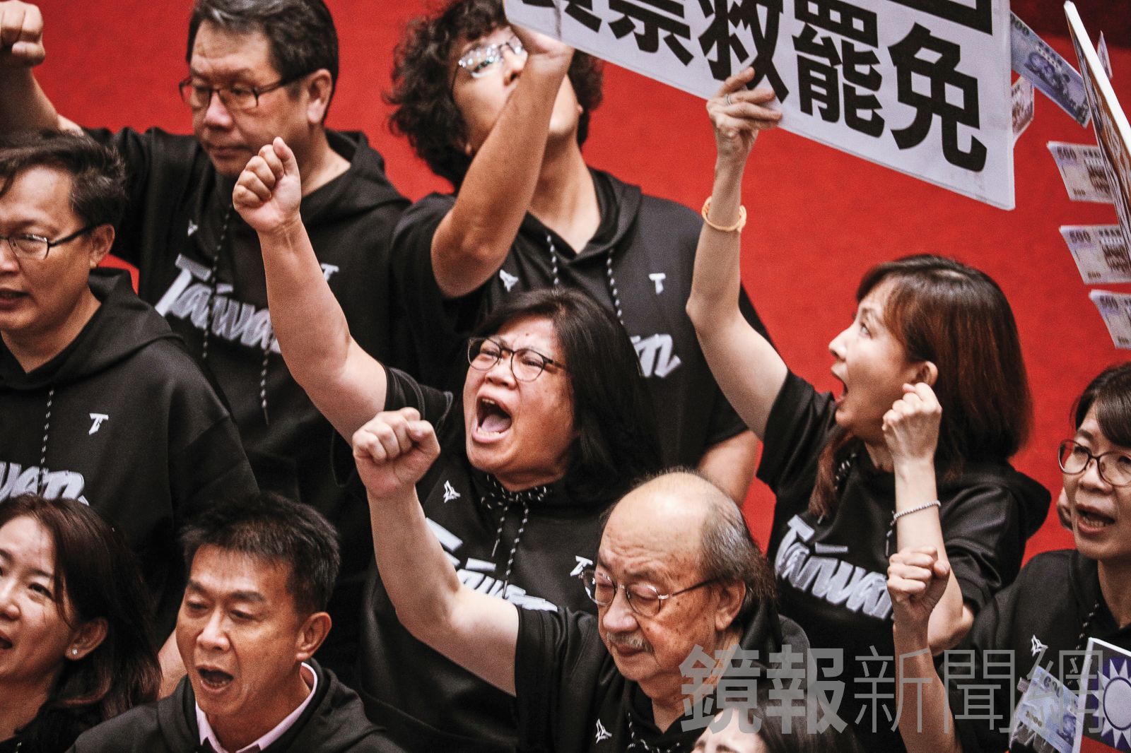 立院藍綠席次經歷罷免仍未變，未來行政、立法互動成焦點。（鏡報鄒保祥）