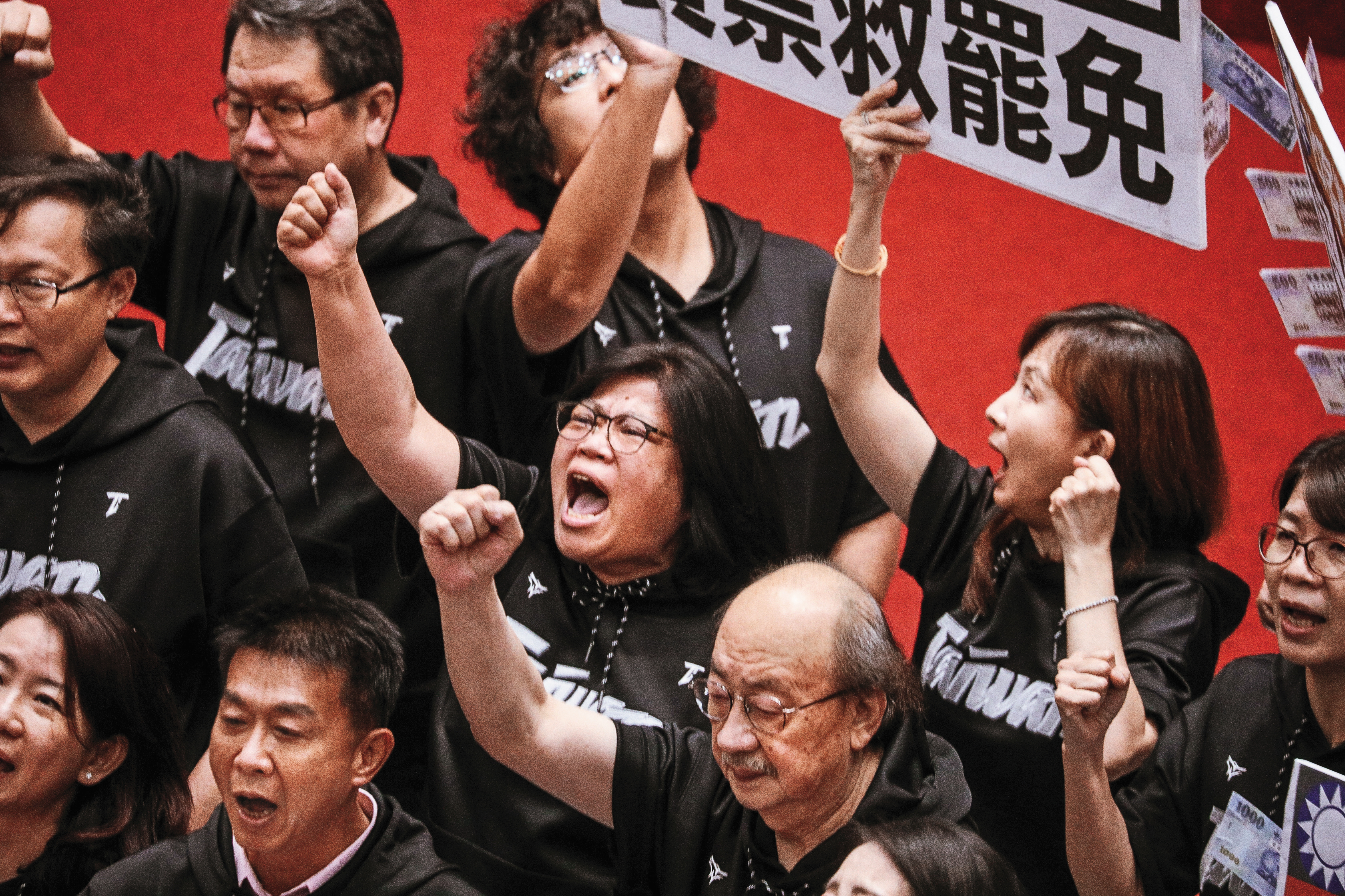 立院藍綠席次經歷罷免仍未變,未來行政、立法互動成焦點。(鏡報鄒保祥)