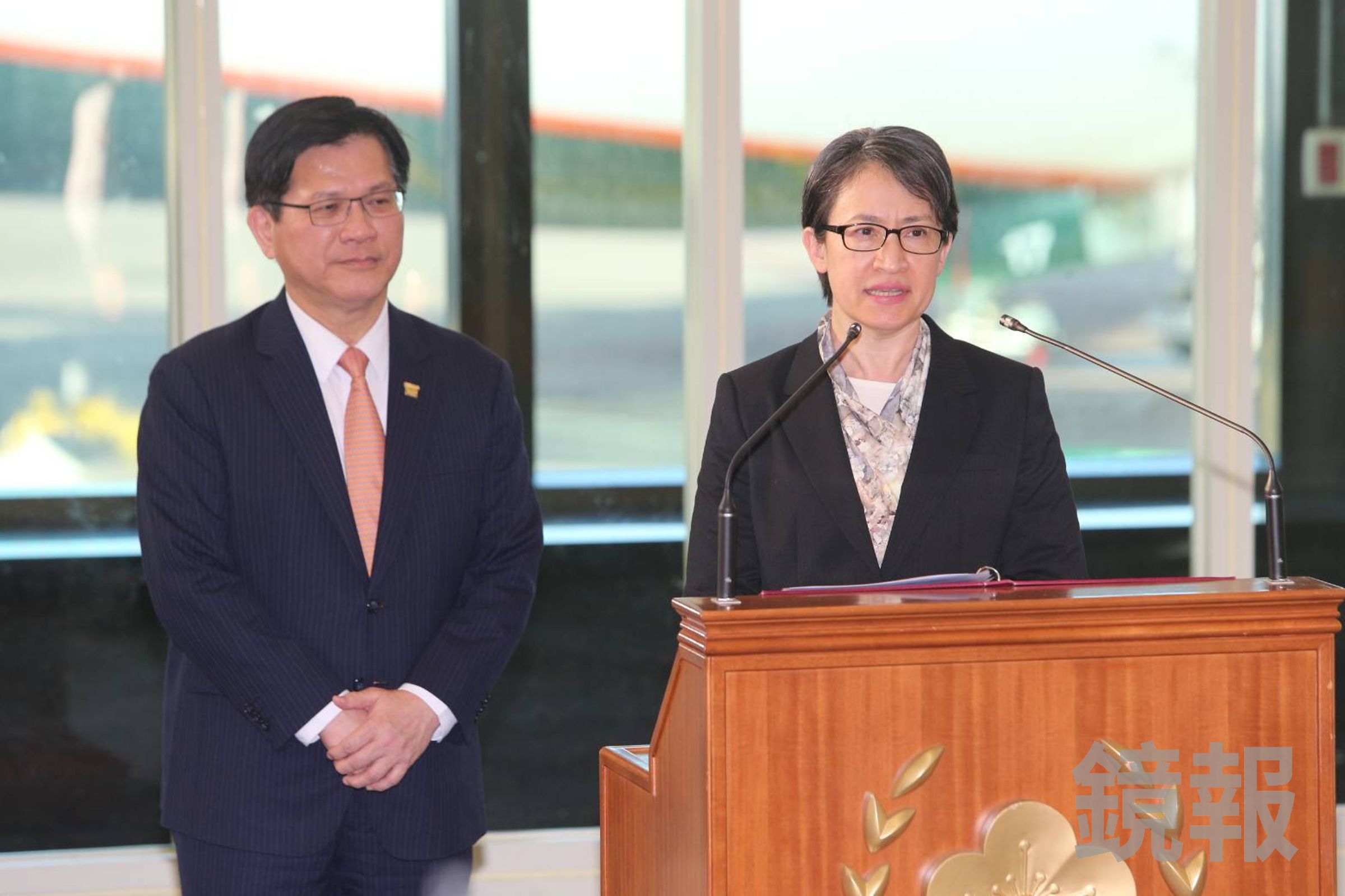 副總統蕭美琴，應邀赴歐洲出席「對中政策跨國議會聯盟」（IPAC）布魯塞爾年會演講，返國談話。（鏡報李智為攝）
