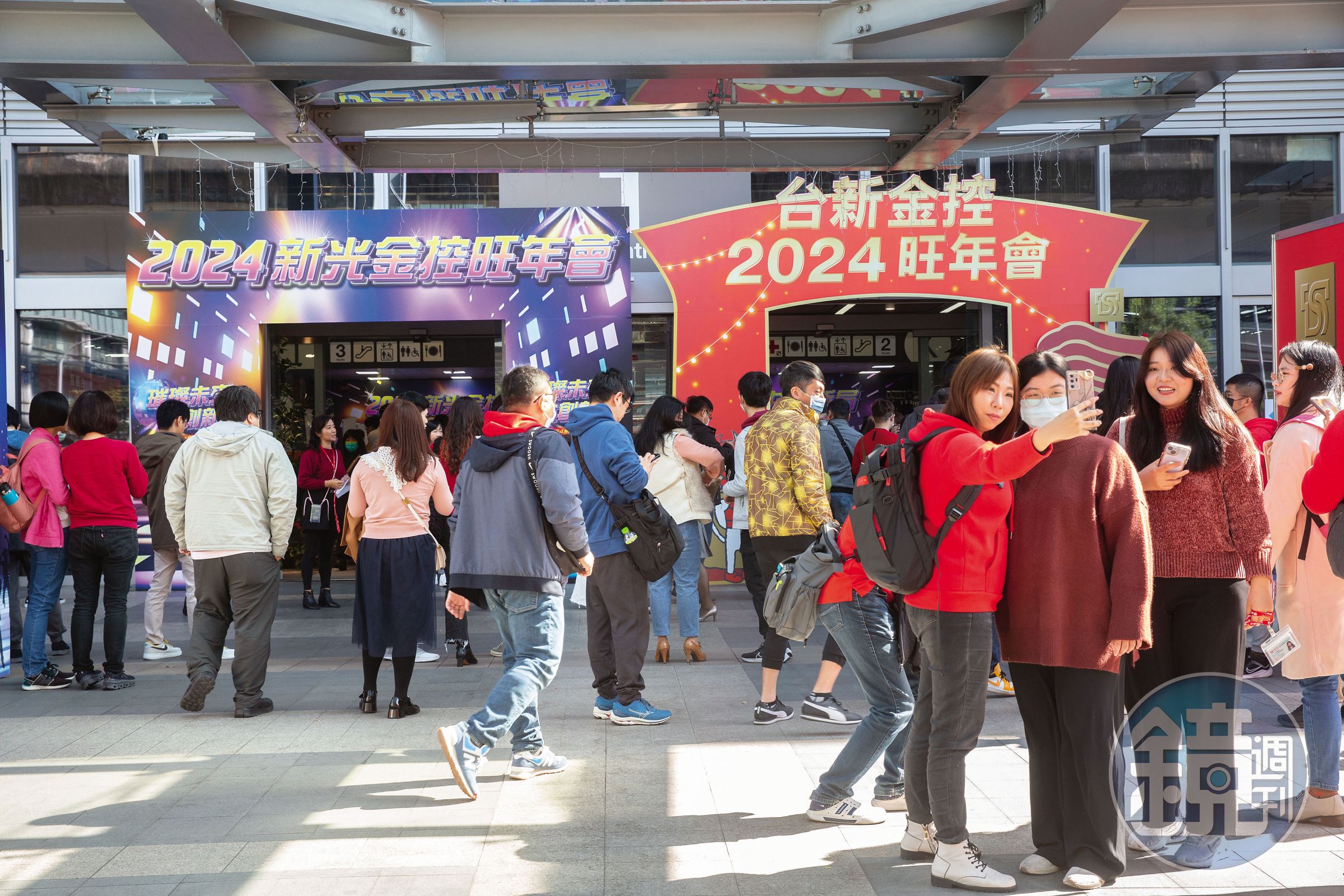 台新金新光金合併還得面臨匯損挑戰,讓吳東亮相當頭大。
