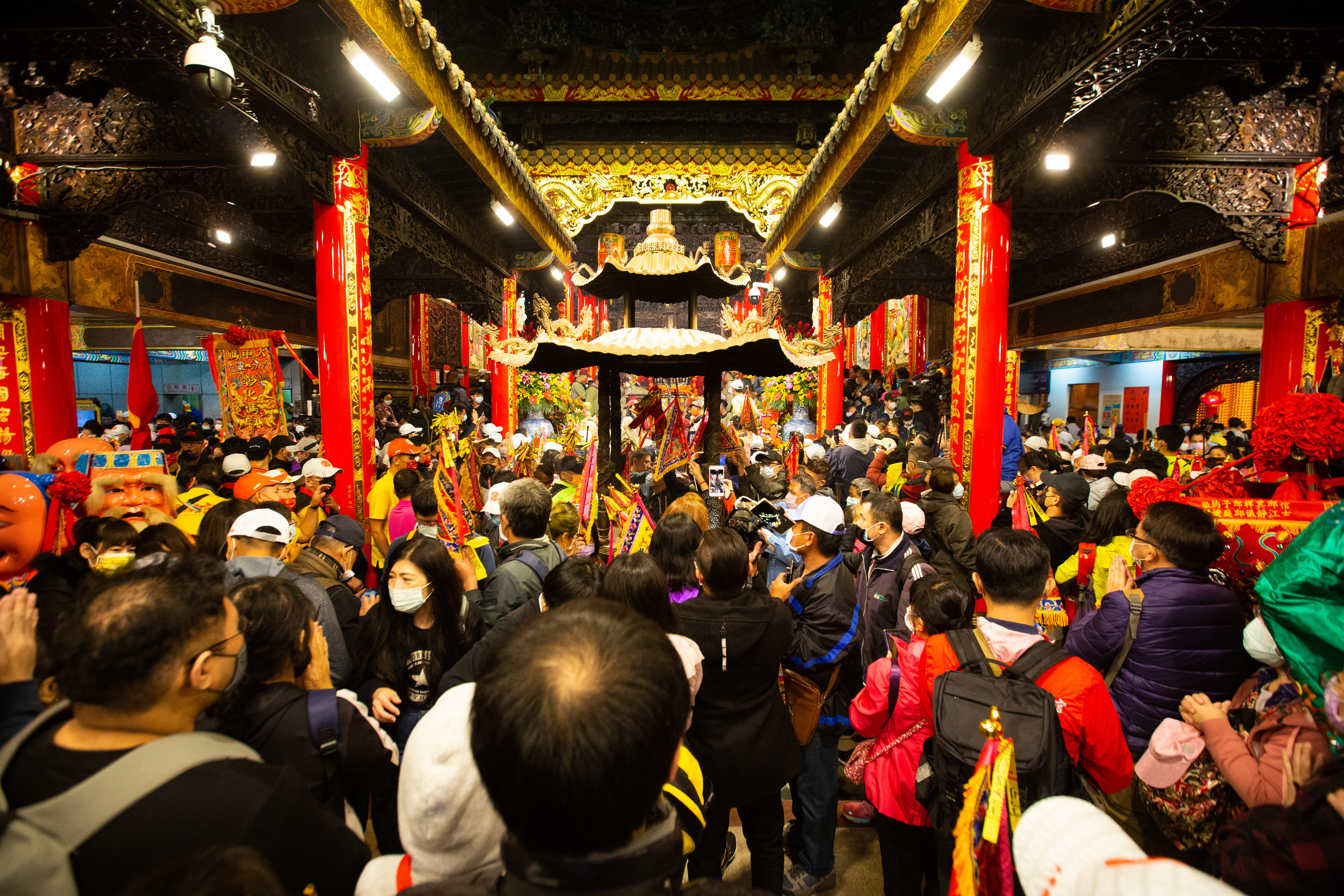 「金蛇年」即將到來，大甲鎮瀾宮提醒蛇、虎、猴、豬4個生肖犯太歲，建議可以「提前安好太歲，早安早放心！」（示意圖，本刊資料照）