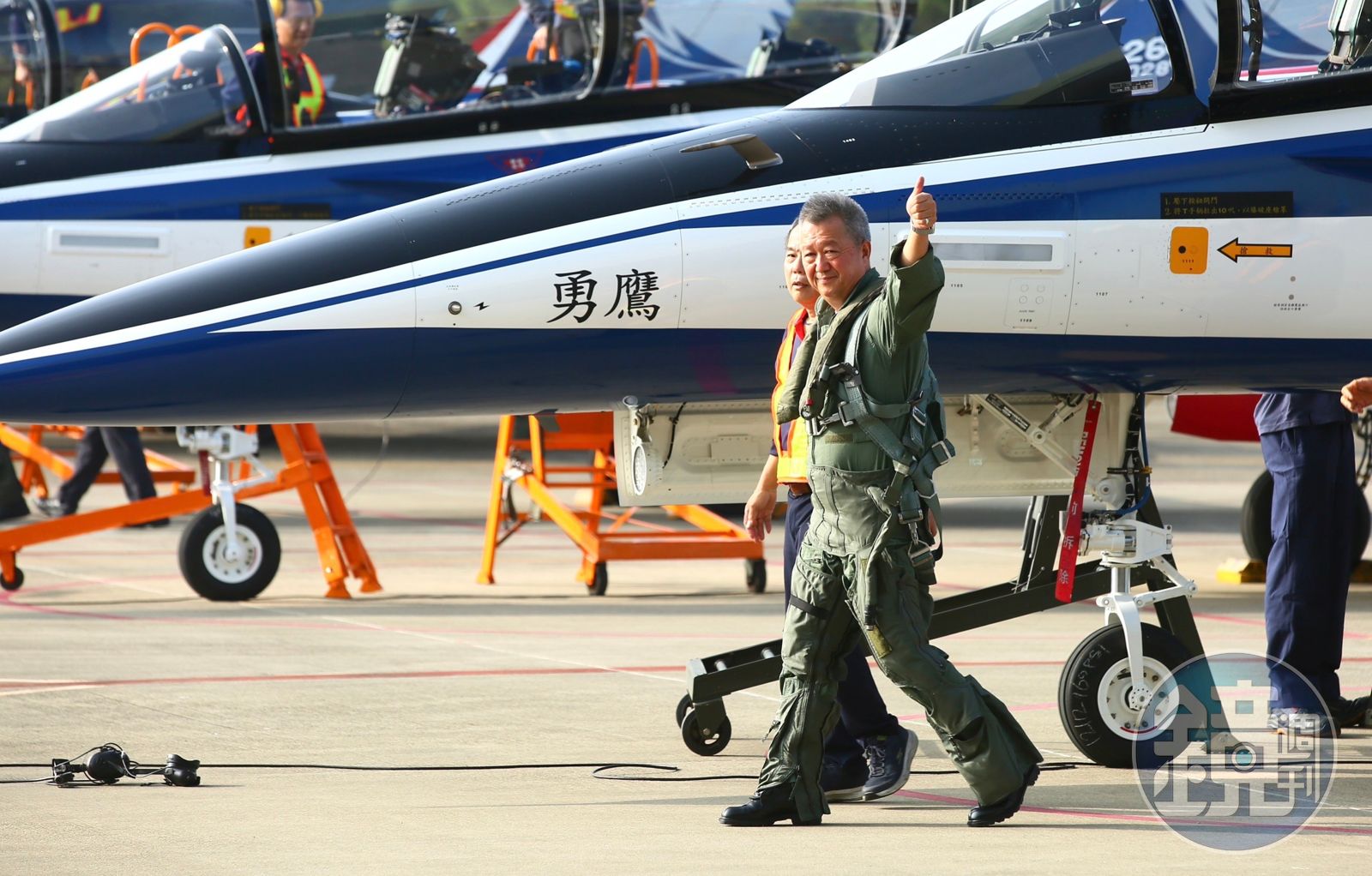 統帥綱領・統帥参考(軍事機密) 漢翔結合民間供應鏈推出無人機雷射硬殺系統，年底完成原型測試