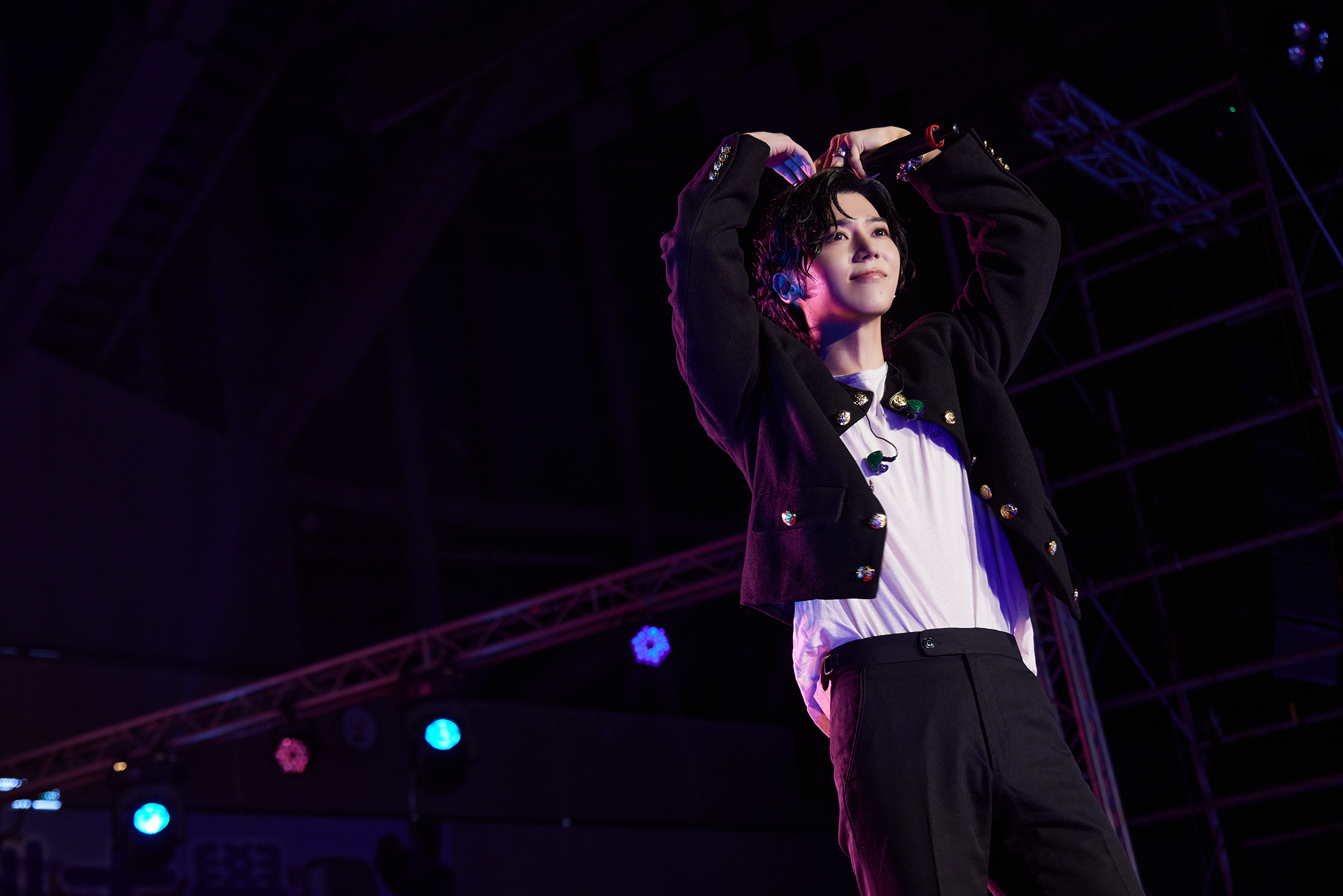 Bii畢書盡昨晚到文化大學校唱，這是他時隔將近一年，再次回到校園演出。（索尼音樂提供）