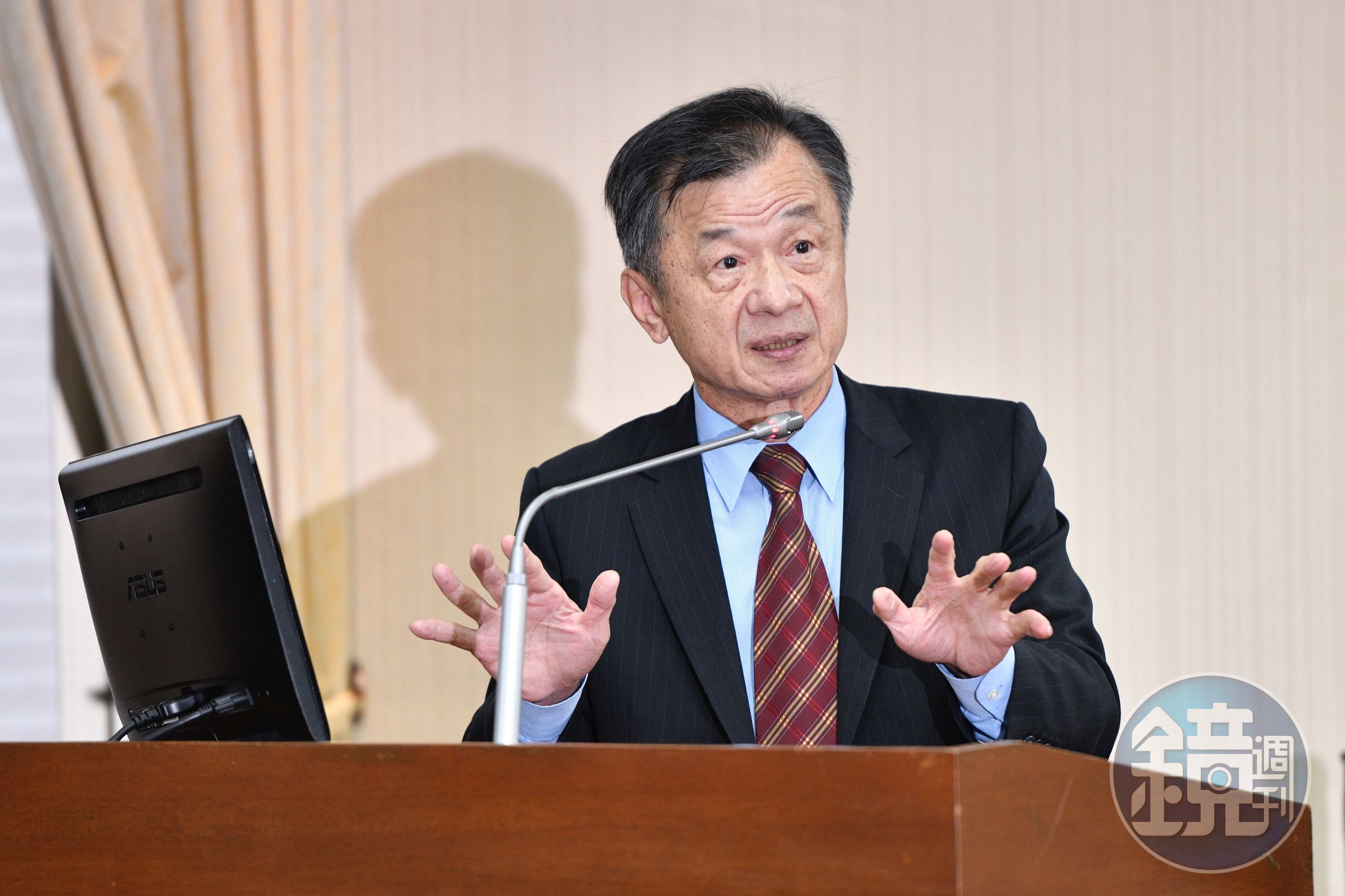針對中國國務院報告涉台內容刪除「和平」一詞，陸委會邱太三做出回應。