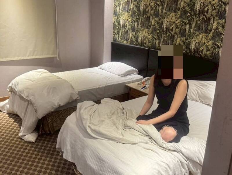 台中警方近日掃黃，查緝一名日籍「AV女優」以觀光名義來台賣淫，疑為FC2影音平台的素人。（翻攝畫面）