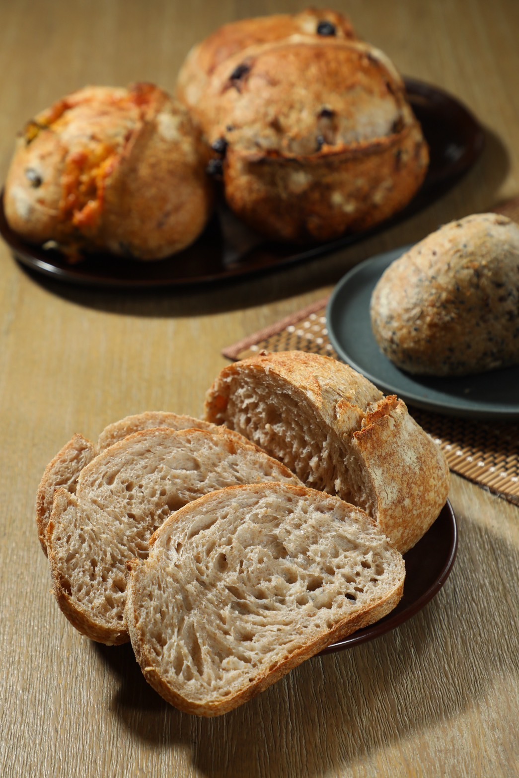 「吉龍里麵包計畫Jilongli Bread project」主打酸種麵包，同時也讓酸種麵包變化出不同美味的可能性。