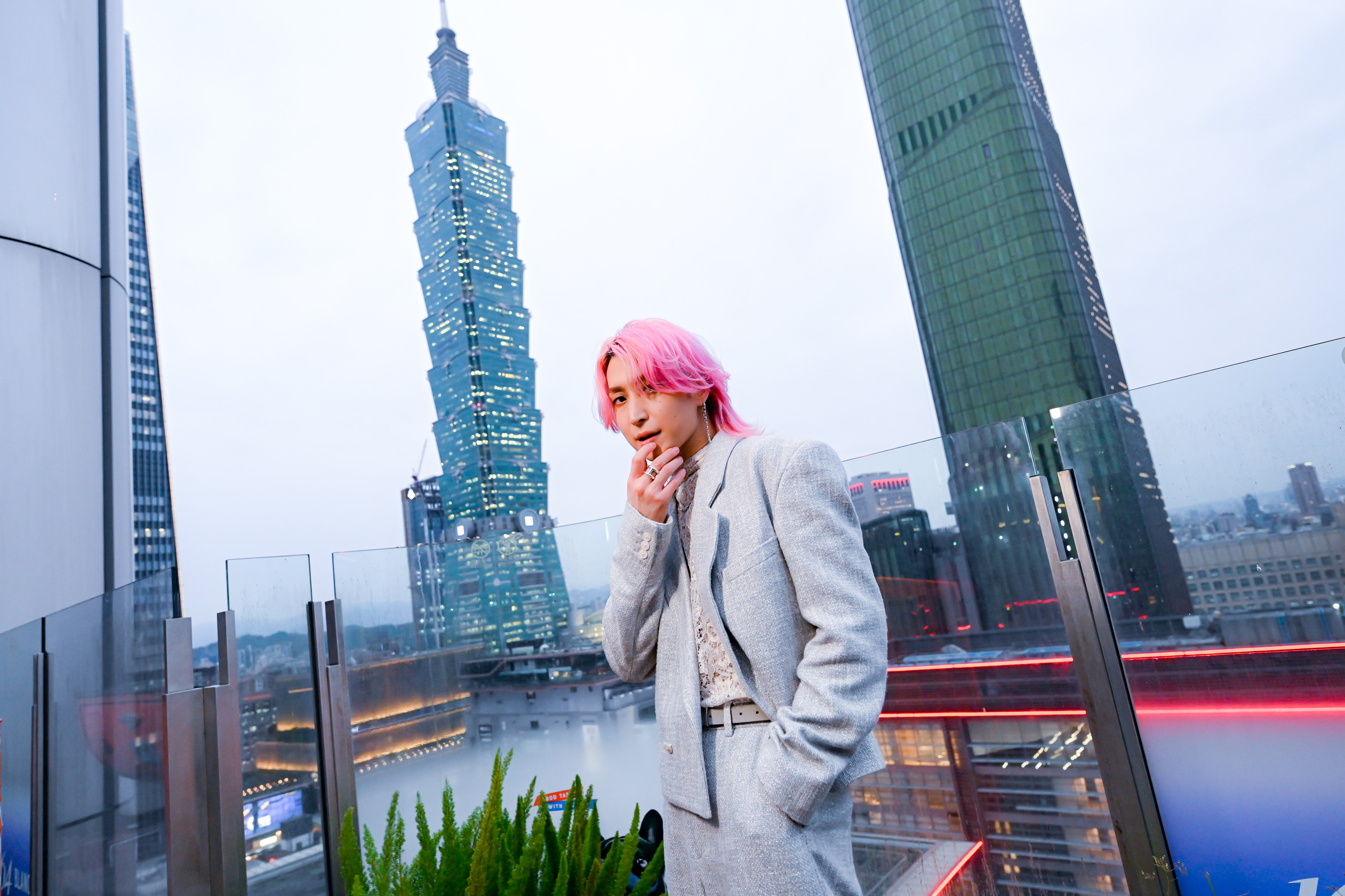 佐久間大介受訪時提很多次想和Snow Man來台開演唱會。（天馬行空提供）