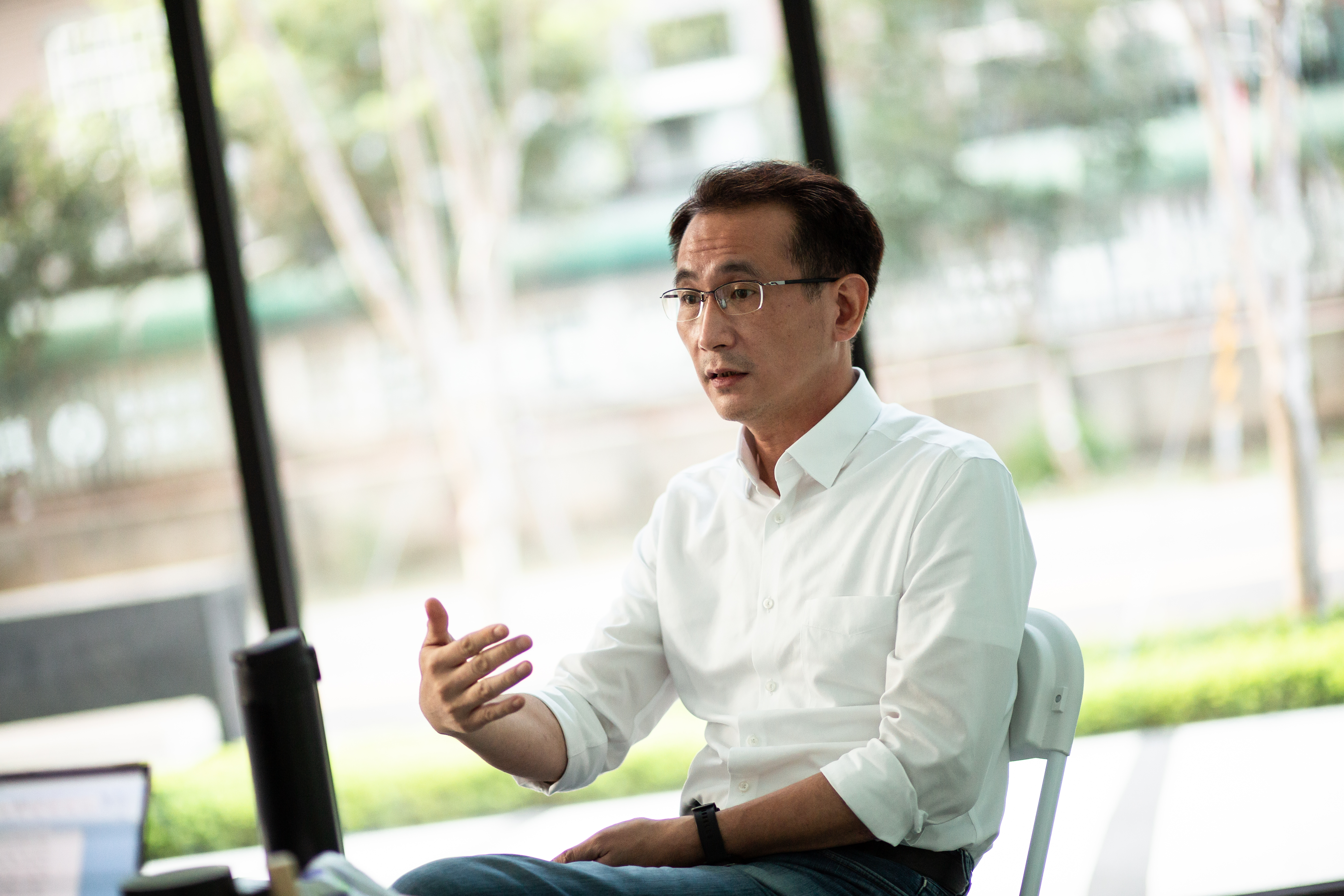 鄭運鵬強調，建設桃園不分藍綠，就連現在的對手牛煦庭也曾公開感謝過他的做事效率。（本刊資料照）