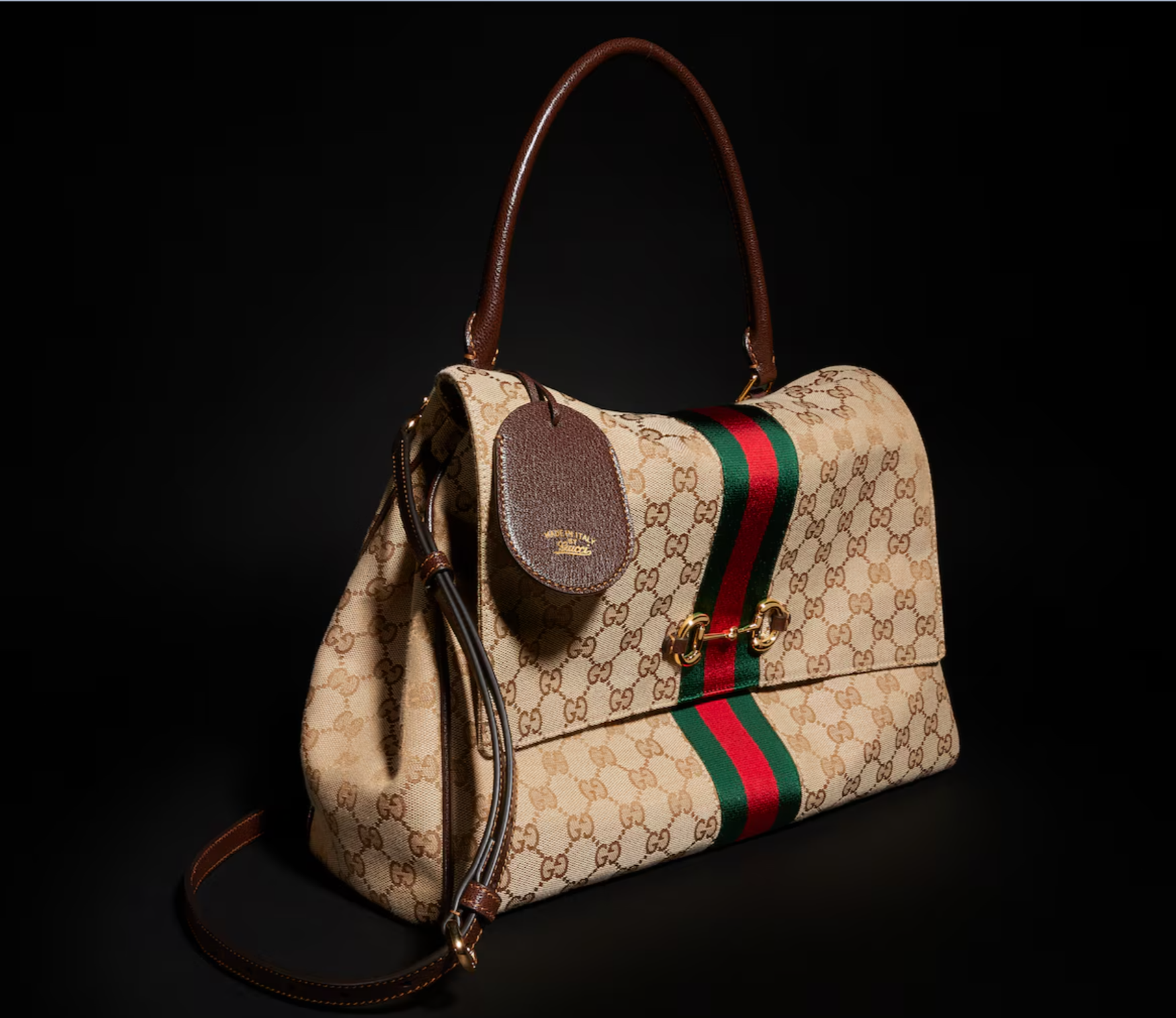 Aryna Sabalenka同款的GUCCI Paparazzo大型手提包。（翻攝自古馳官網）