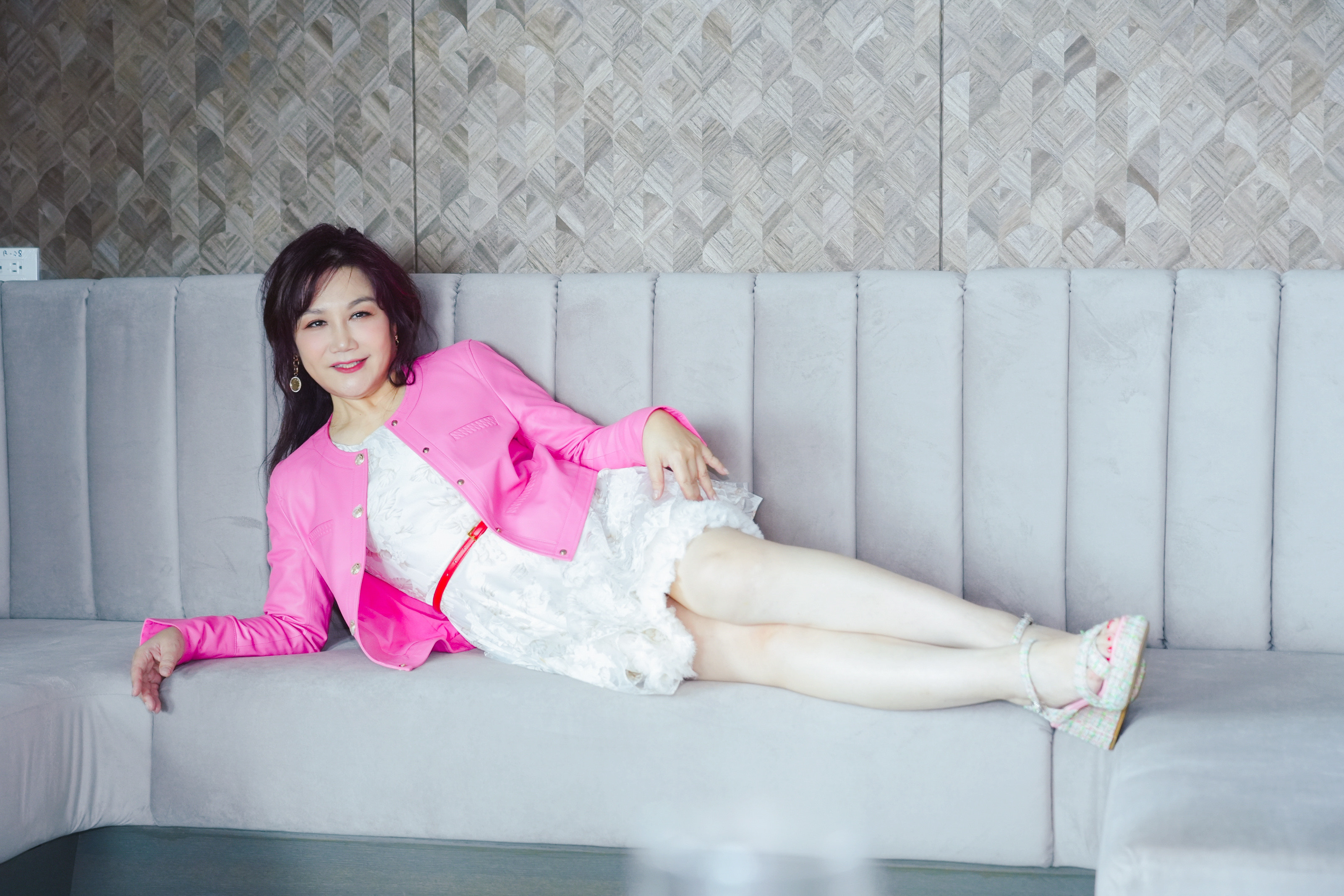 玟靈新作鼓勵大家勇敢追愛。