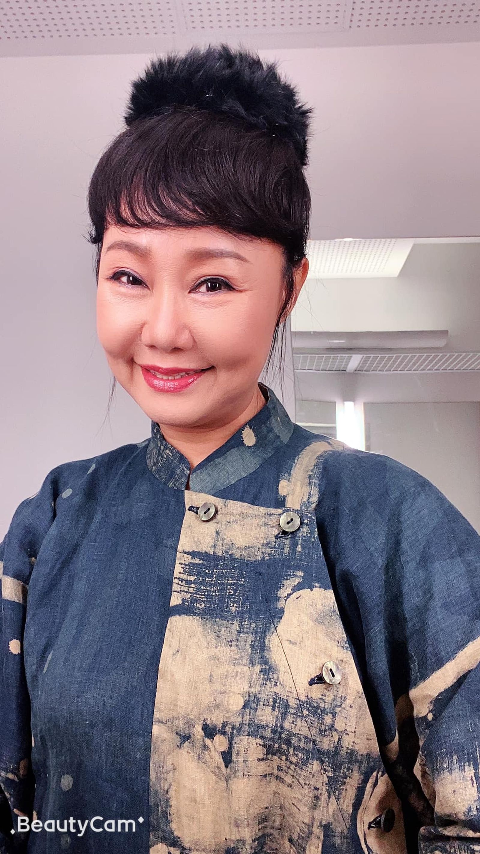 呂雪鳳從小就因爸爸好賭四處籌錢。（翻攝自呂雪鳳臉書）