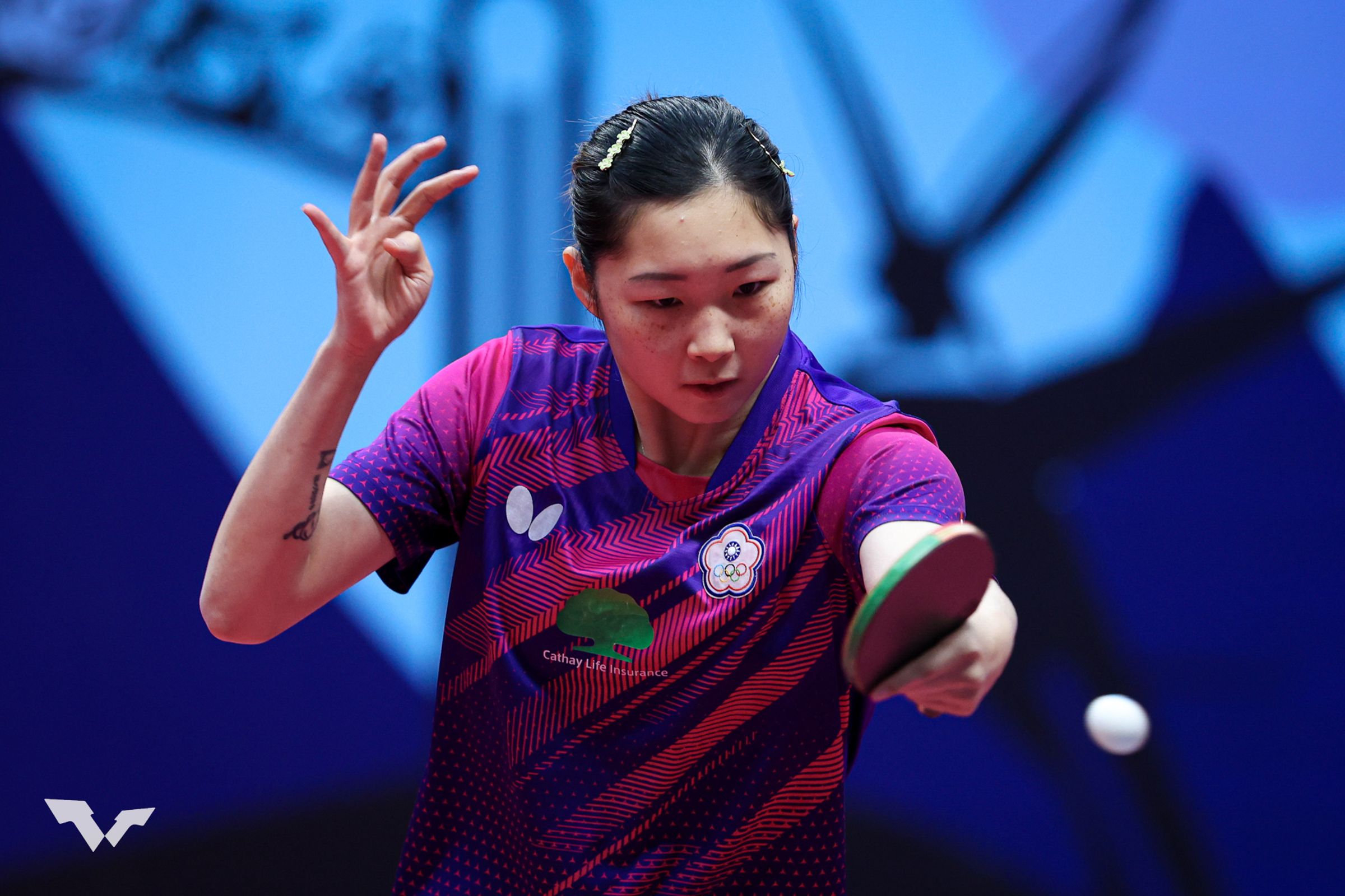 首次出征奧運的簡彤娟傍晚於女單64強賽中對上香港選手。(翻攝自臉書@國泰人壽女子桌球隊)