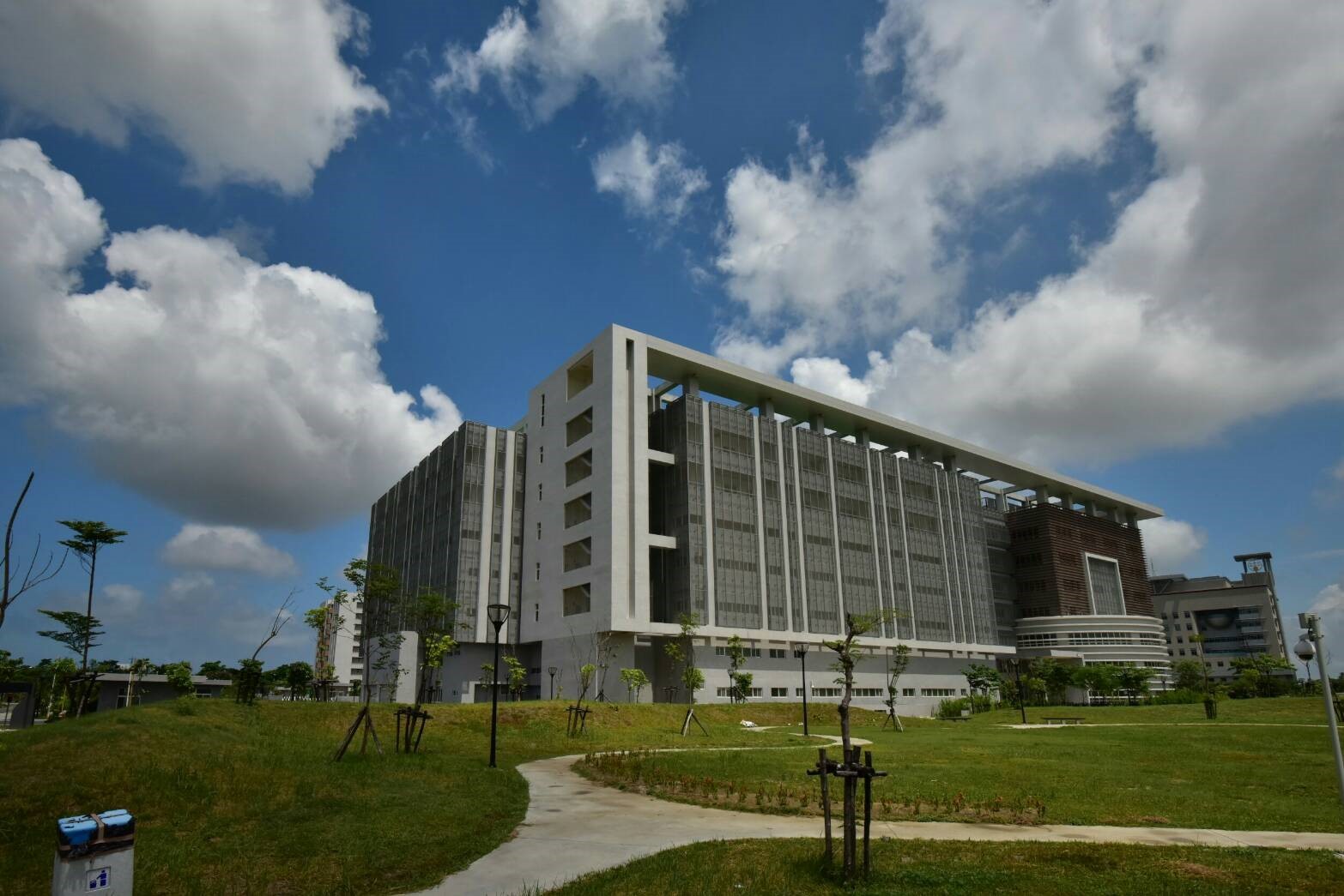 橋頭地院法官將潛入女友住處指侵、顏射的鍾男判刑3年2月。（本刊資料照）