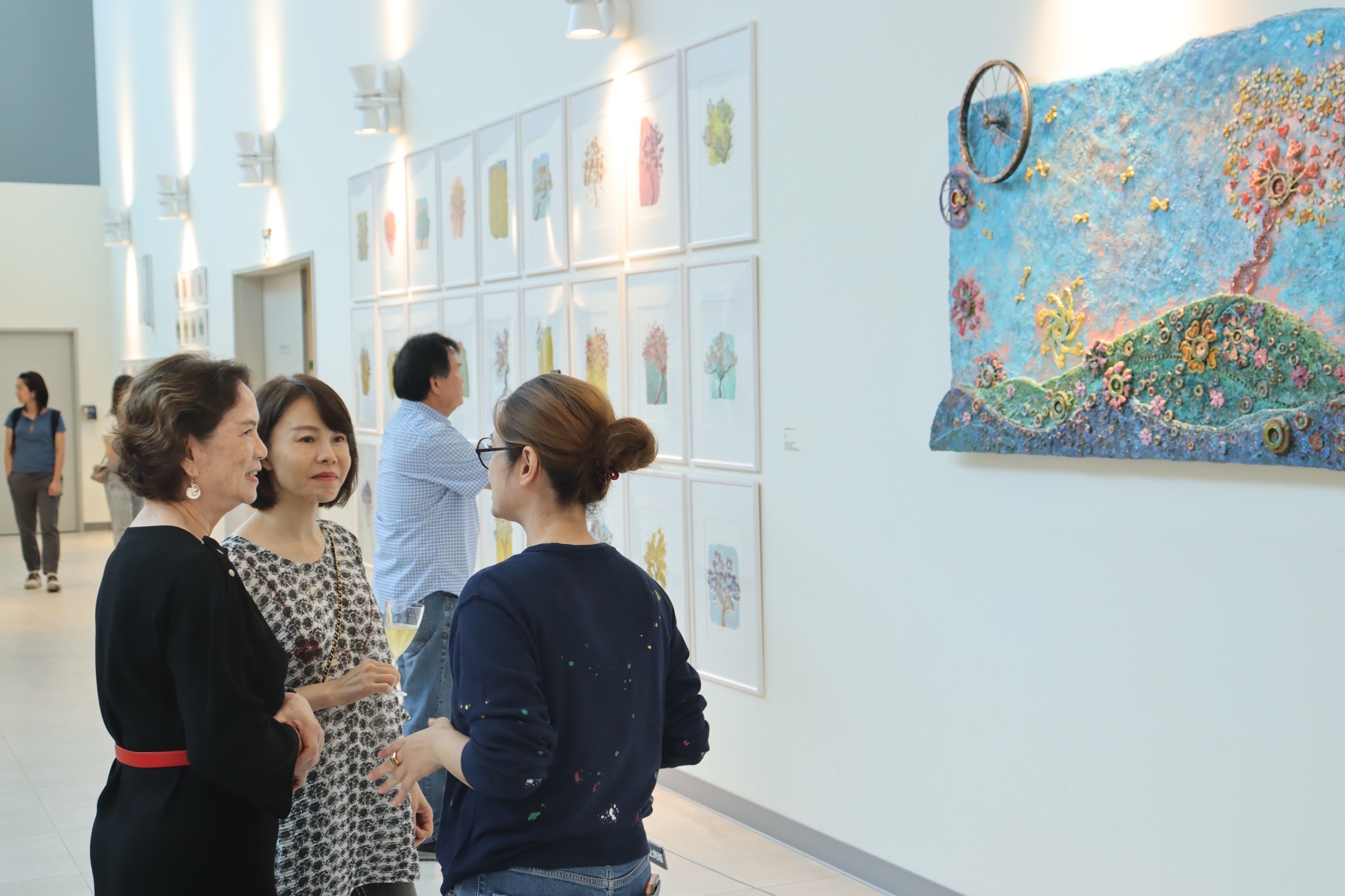 自行車文化探索館「能量的風景」展場一角。(甘樂阿舍美術館提供)