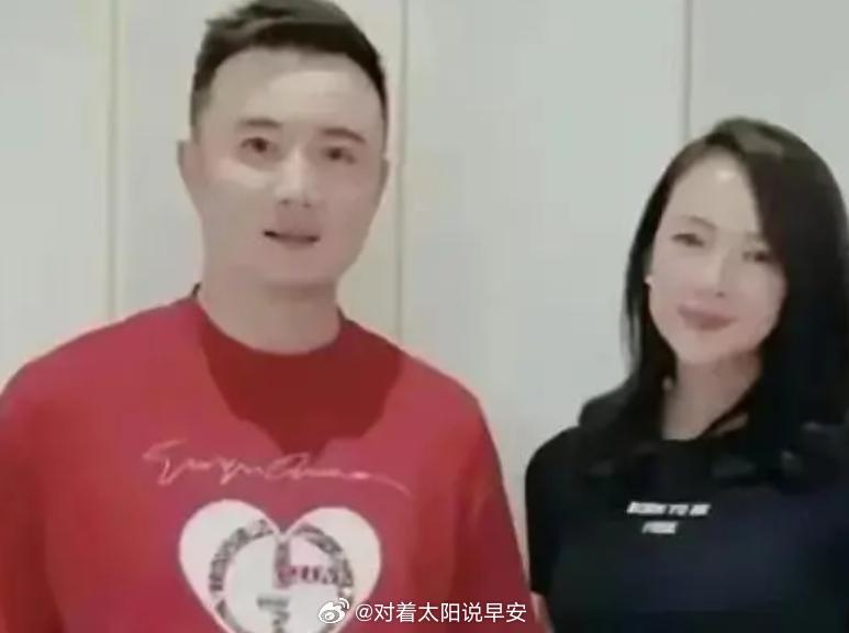 網上傳出章子怡與小她17歲的星二代李天一熱戀,但經媒體人求證認為並非事實。(微博圖片)