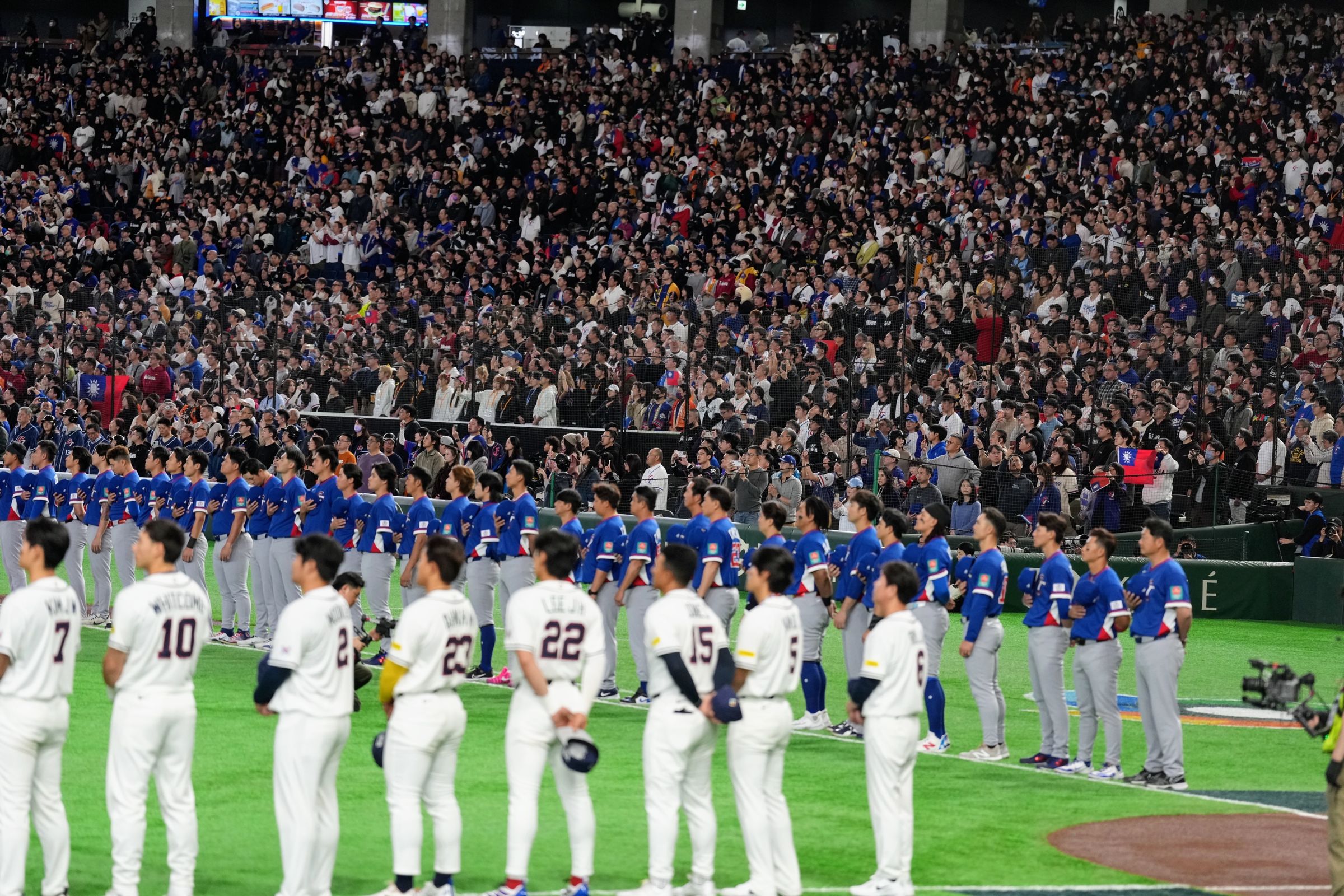2026世界棒球經典賽(WBC)在日本東京火烈開打,C組賽事進入白熱化,台灣稍早以5:4贏韓國。