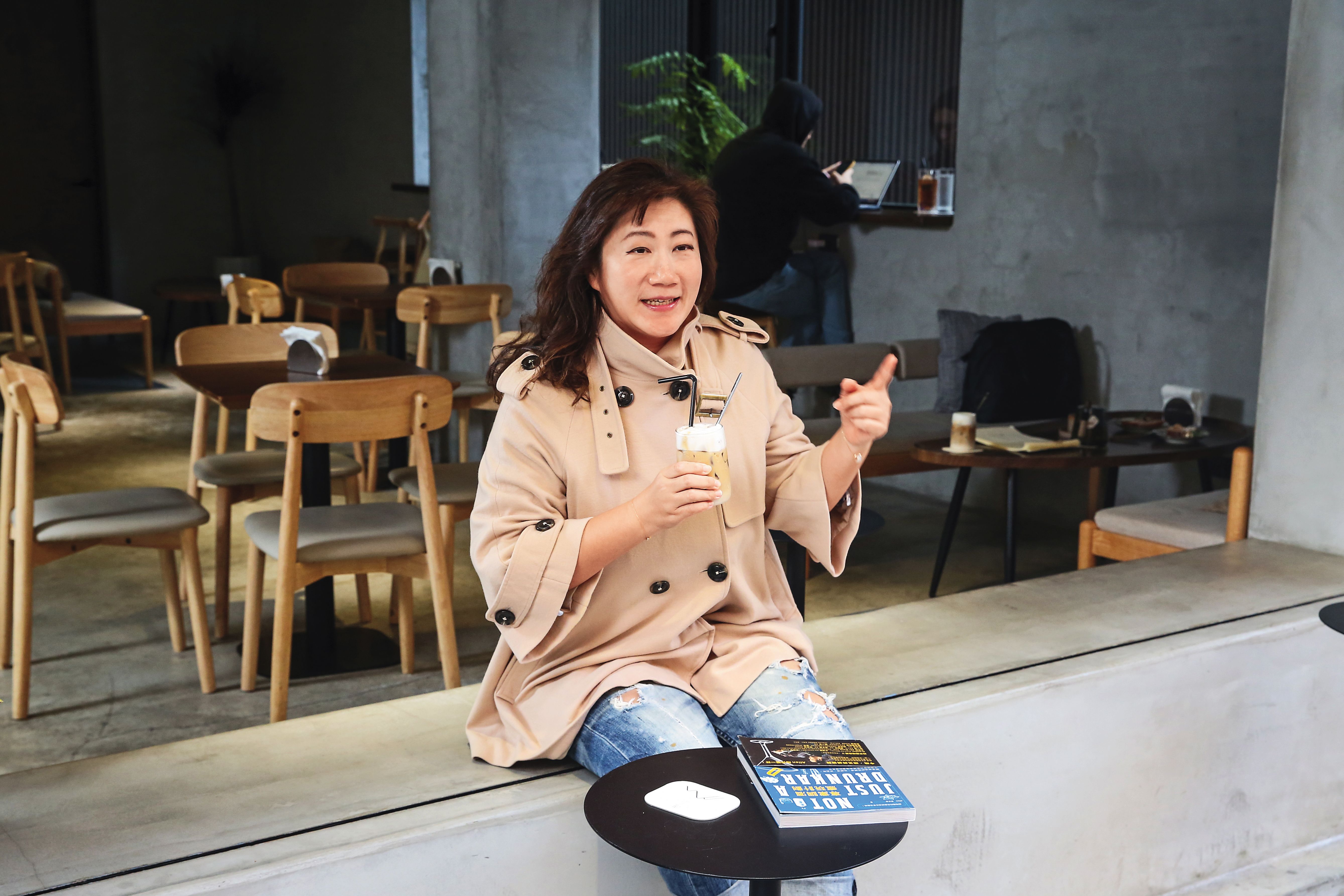 張Ceci早在38歲財務自由環遊世界，靠著聰明投資，10年過去，資產大增5成。