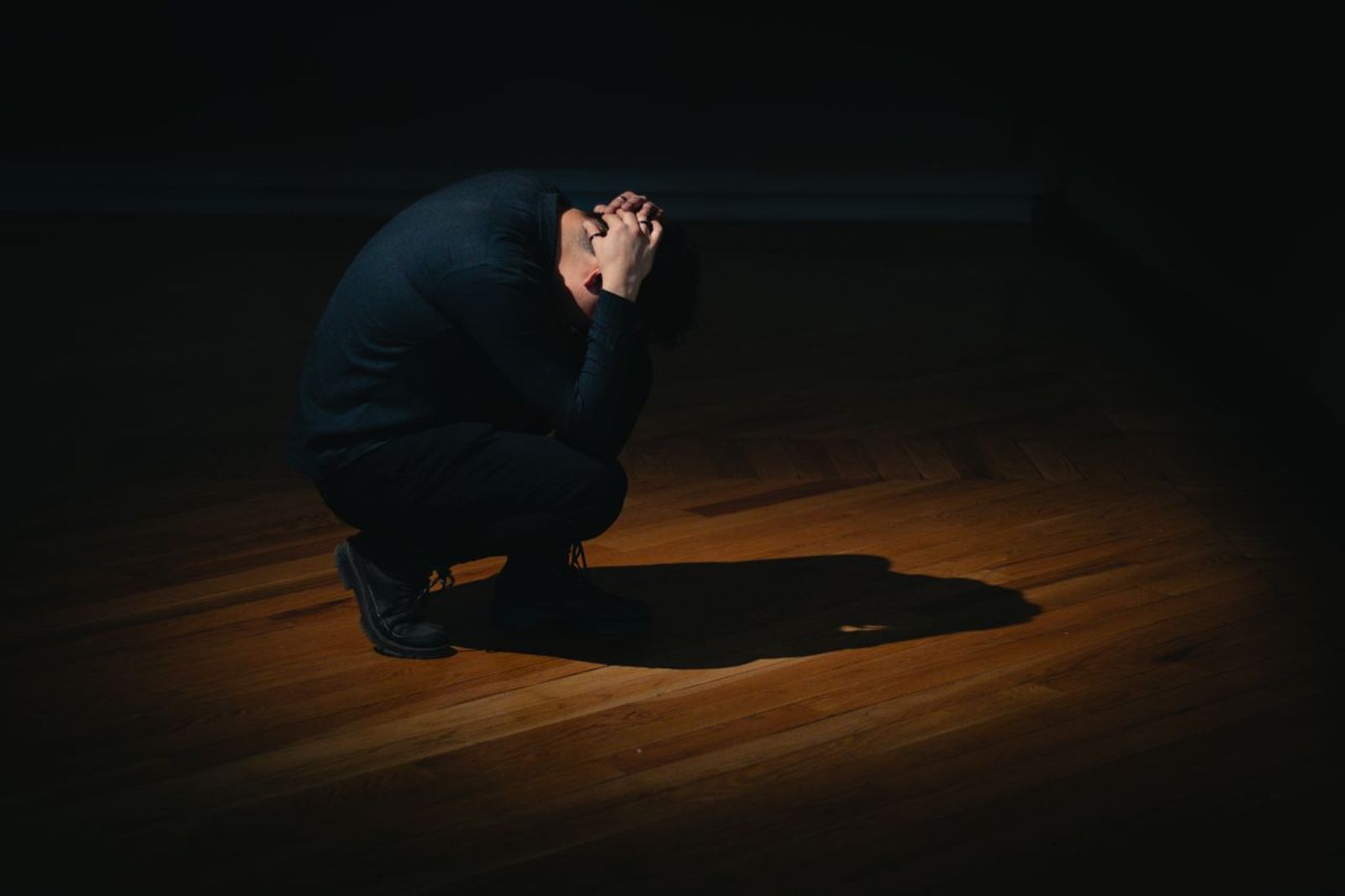 恐怖閨蜜想上位!人夫偷吃後「收不了尾」 網諷:失去一切也活該