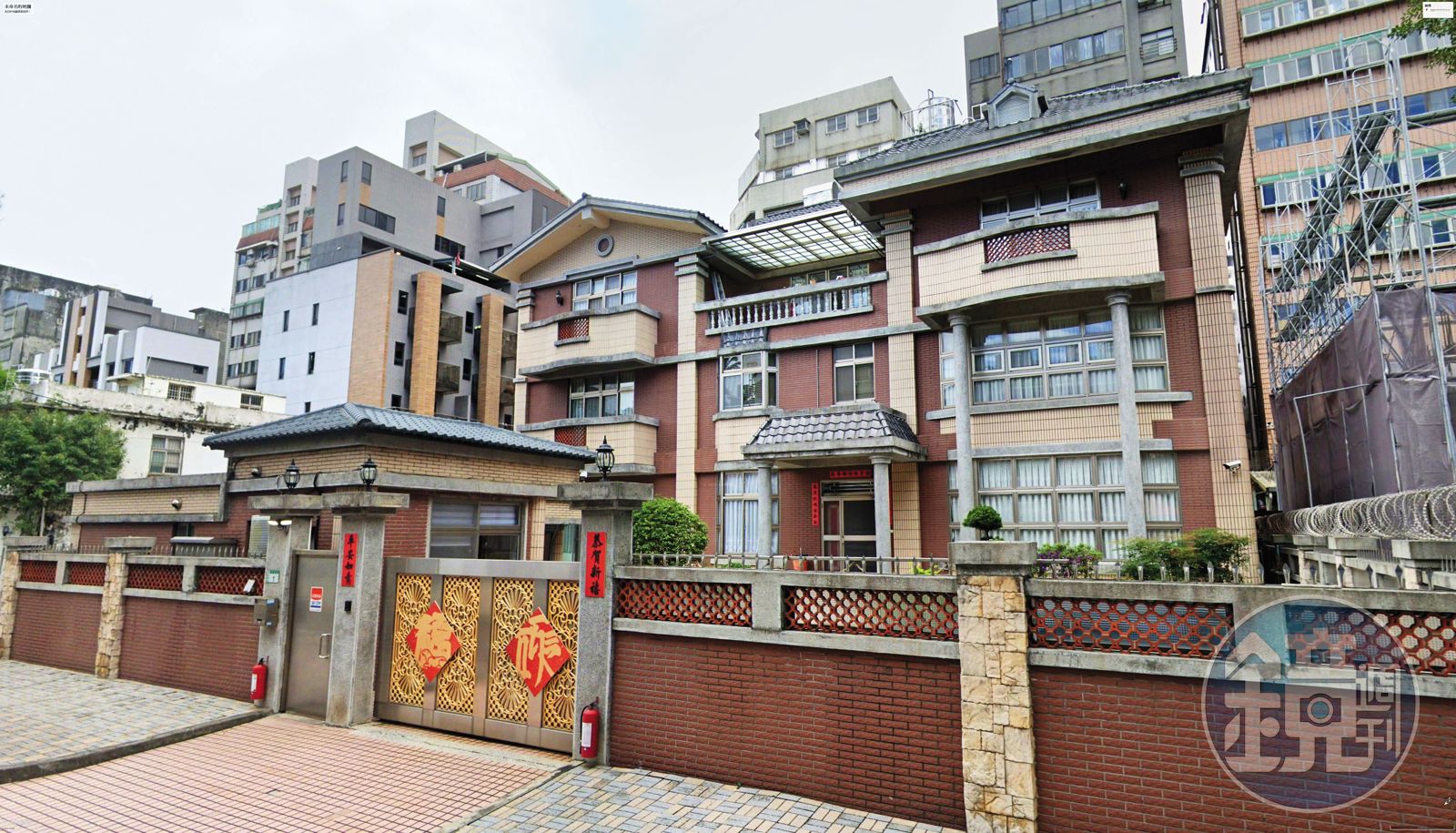 廖俊松父子在鄭文燦擔任桃園市長的官邸(圖)桌下強塞500萬元,但2人對送錢說法前後不一。(翻攝Google Maps)