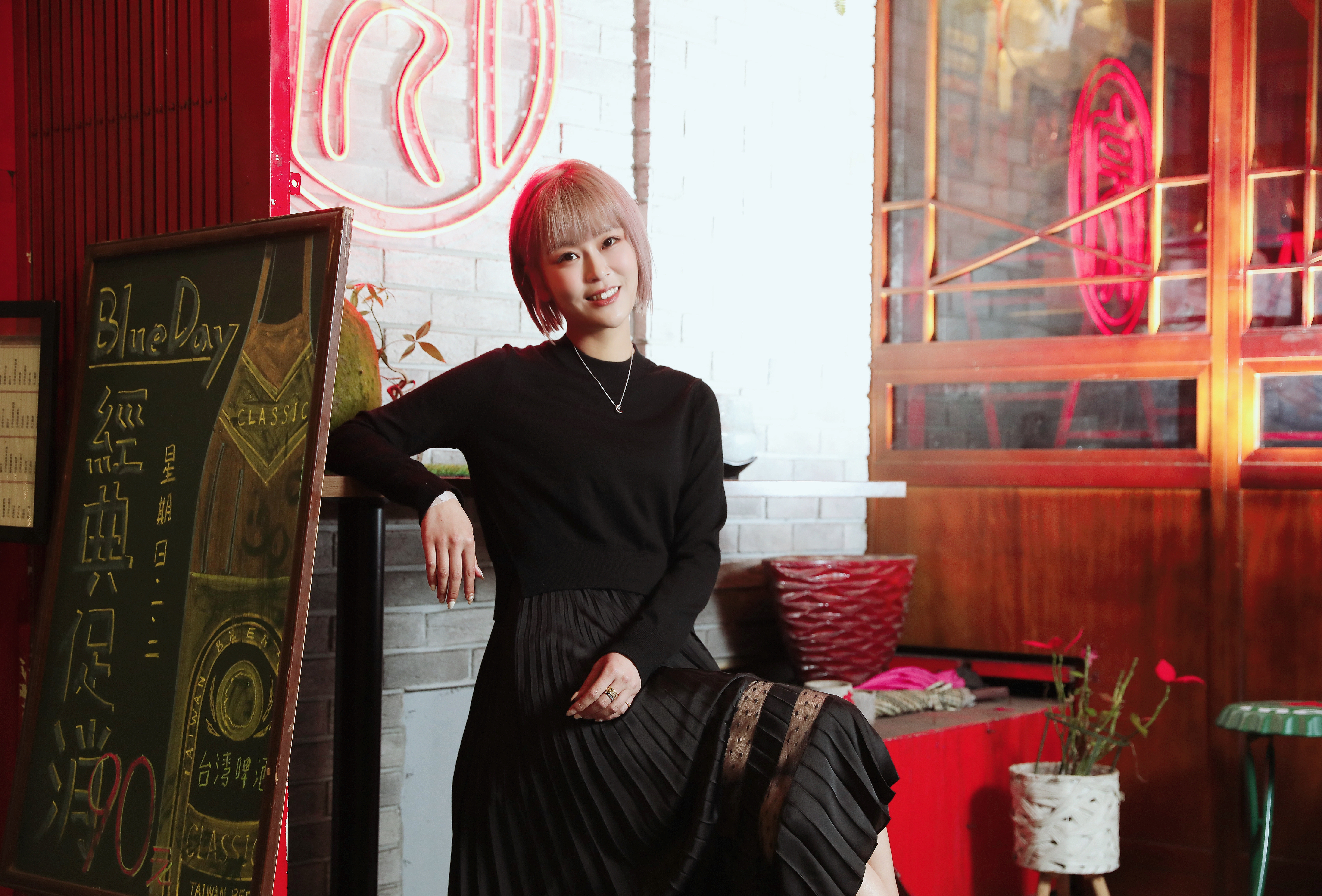 李明珊染新髮色，也瘦一圈。（樓頂揪樓下提供）