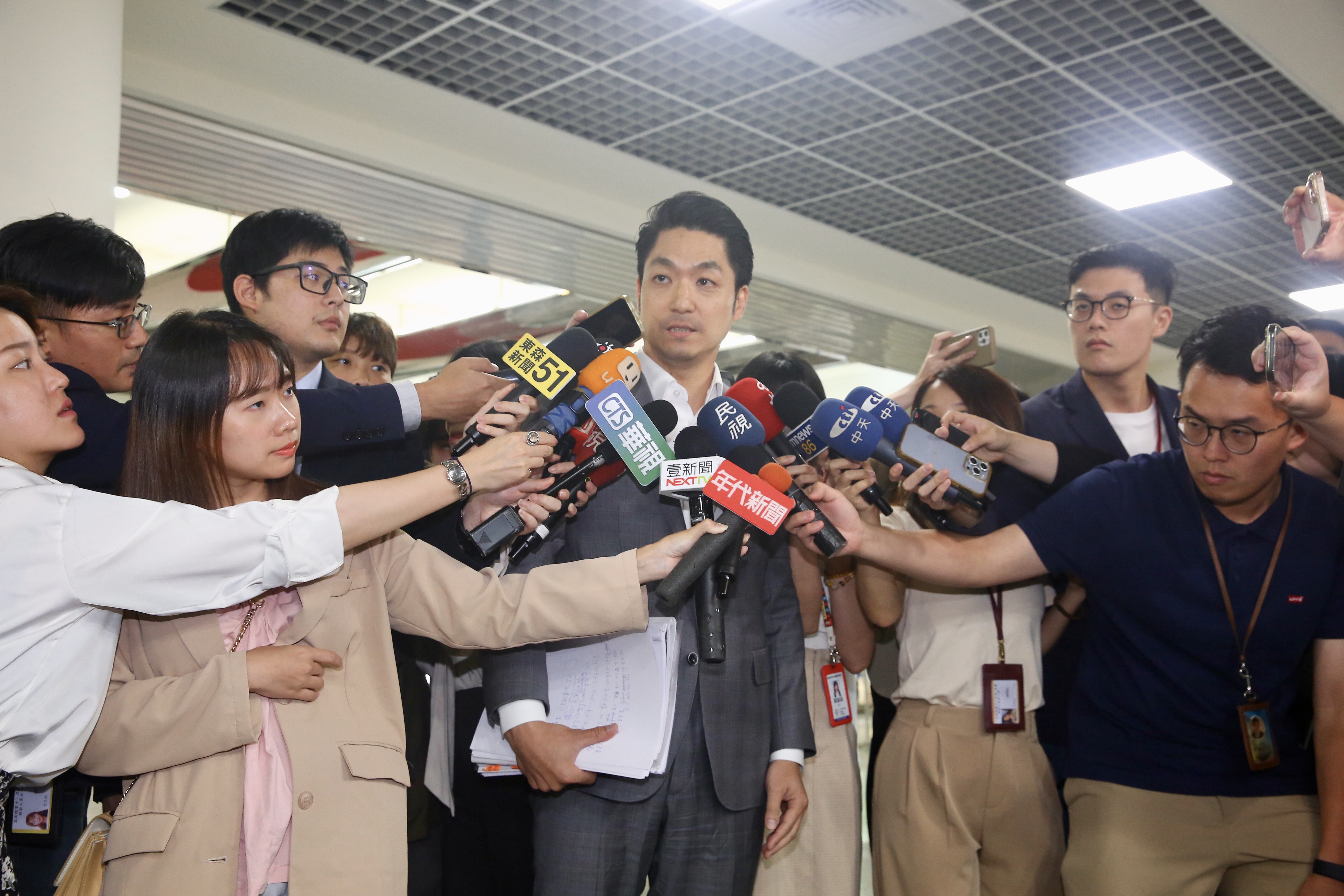 蔣萬安表示，「我對這次溝通過程覺得很遺憾」。