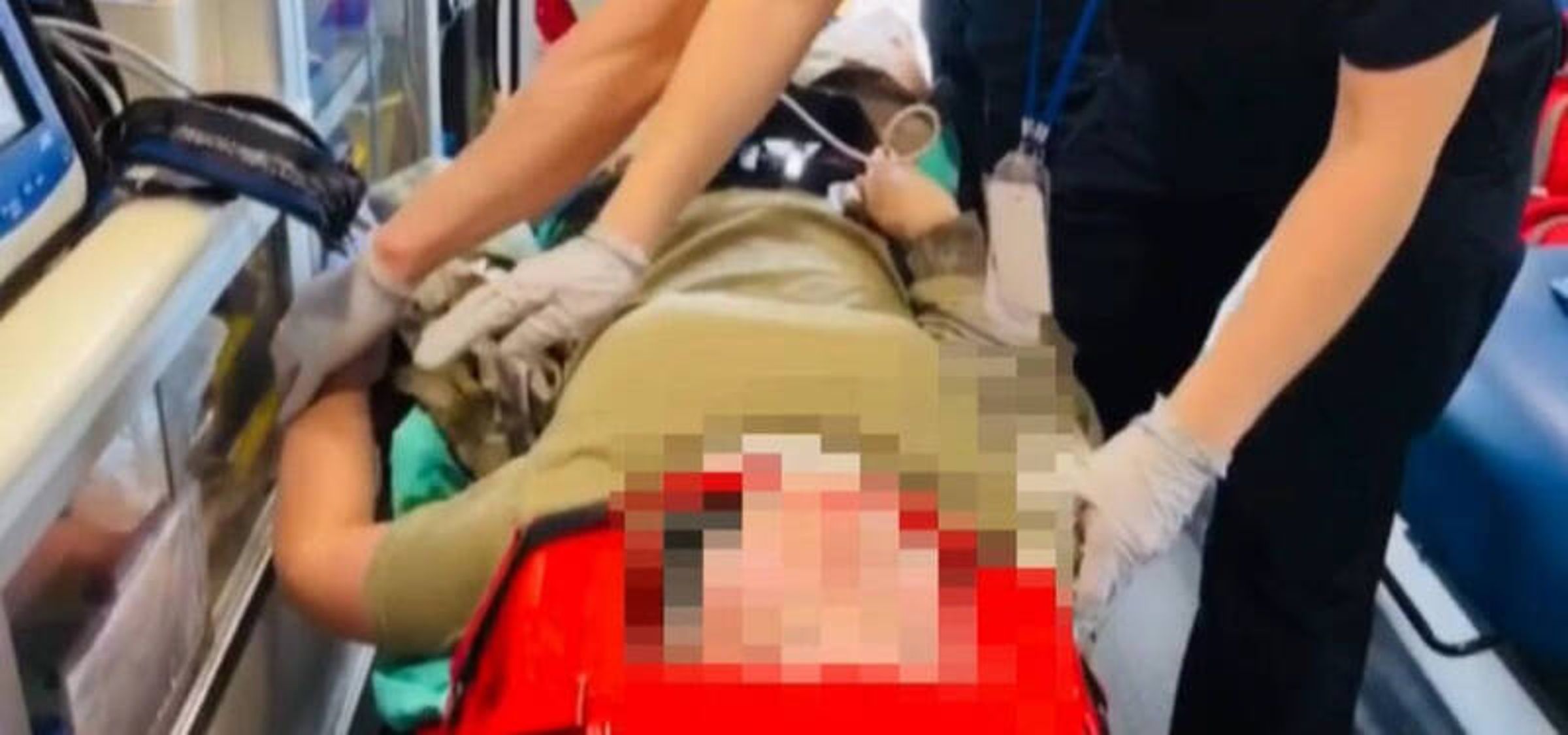 詐團傳來女軍官受傷送醫的假圖片,博得老翁同情。(警方提供)