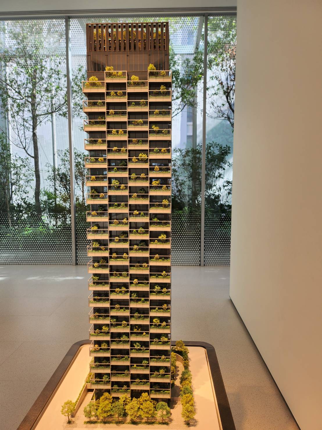ACPV ARCHITECTS為聯聚建設今年底推出的「理安大廈」「中衡大廈」「方維大廈」3個新作操刀，其中位於台中七期的理安大廈已創每坪127.2萬元新天價。