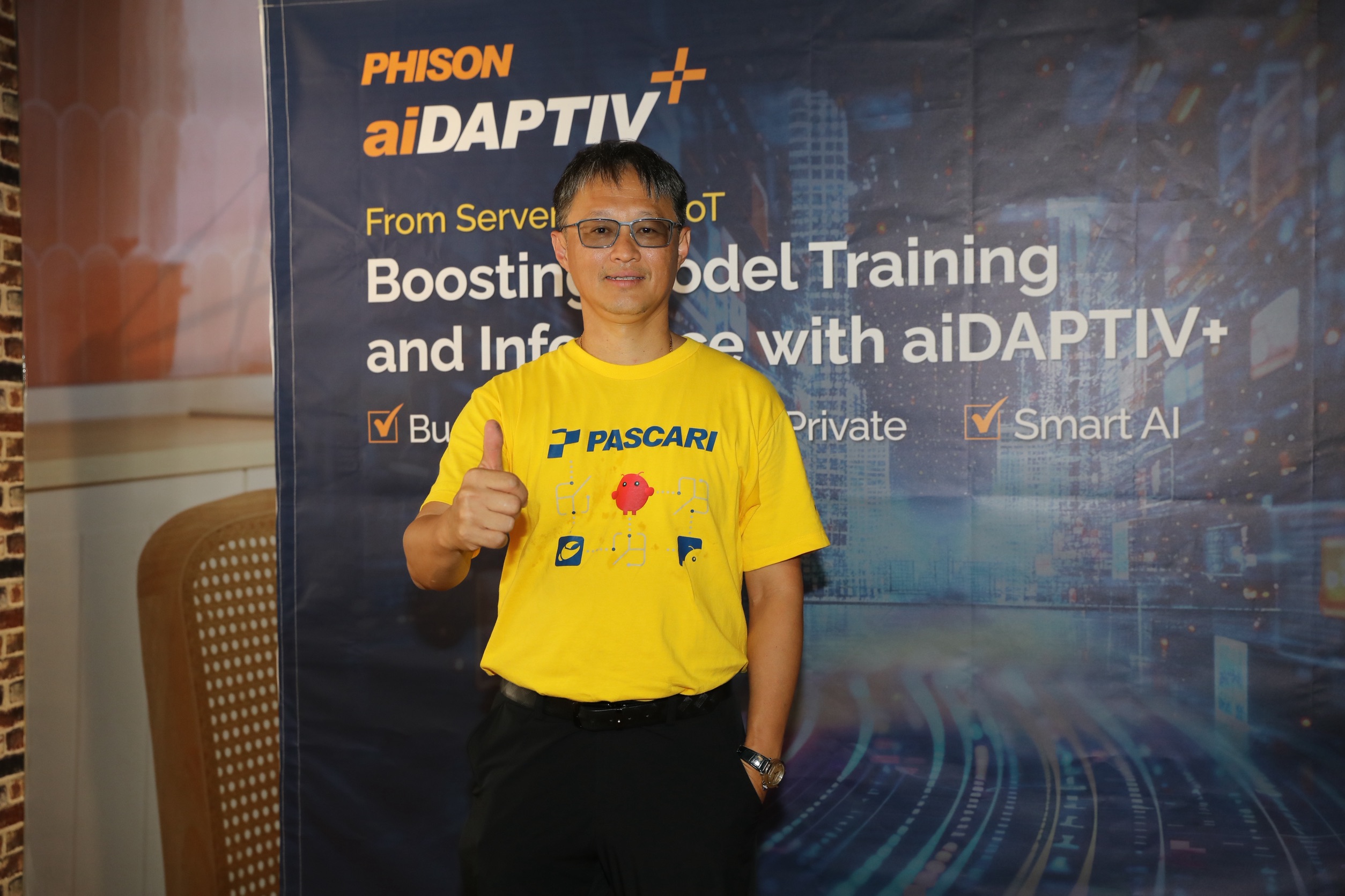 潘健成認為當庫存紅利消退，記憶體市場會再現轉折點。