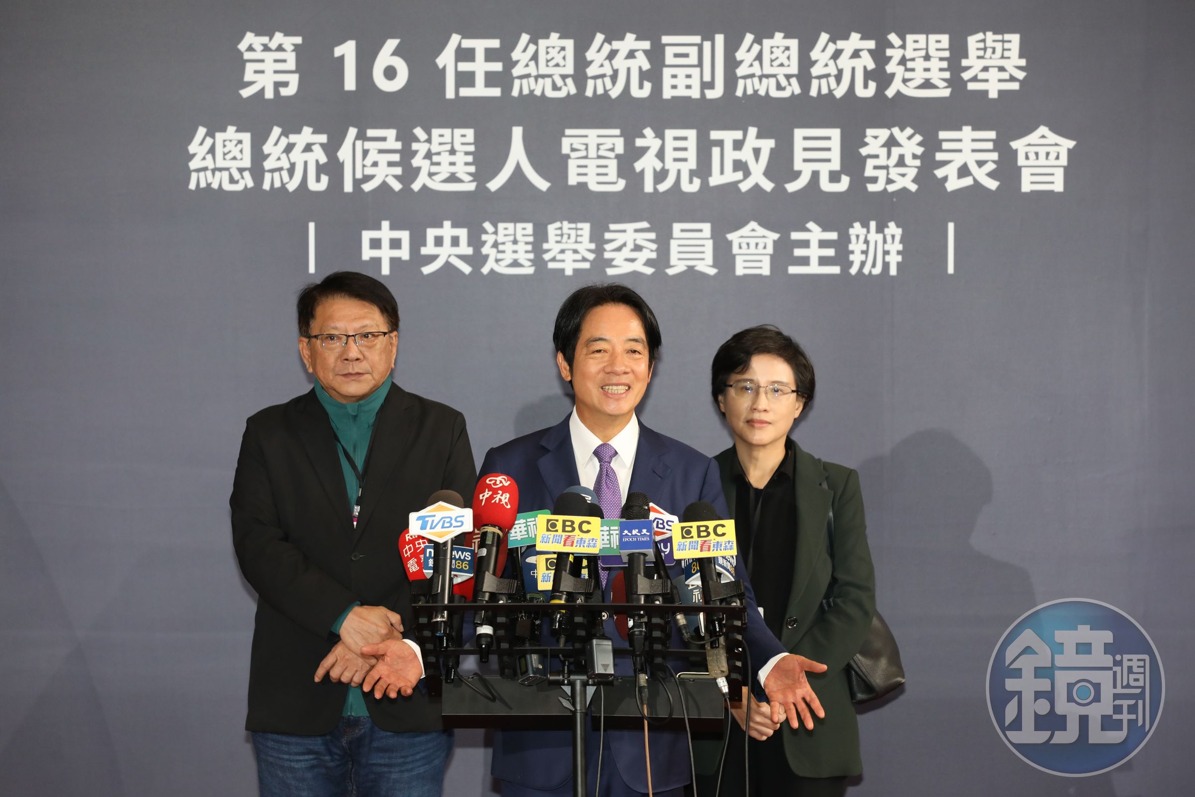 賴清德在政見發表會後，接受媒體訪問。