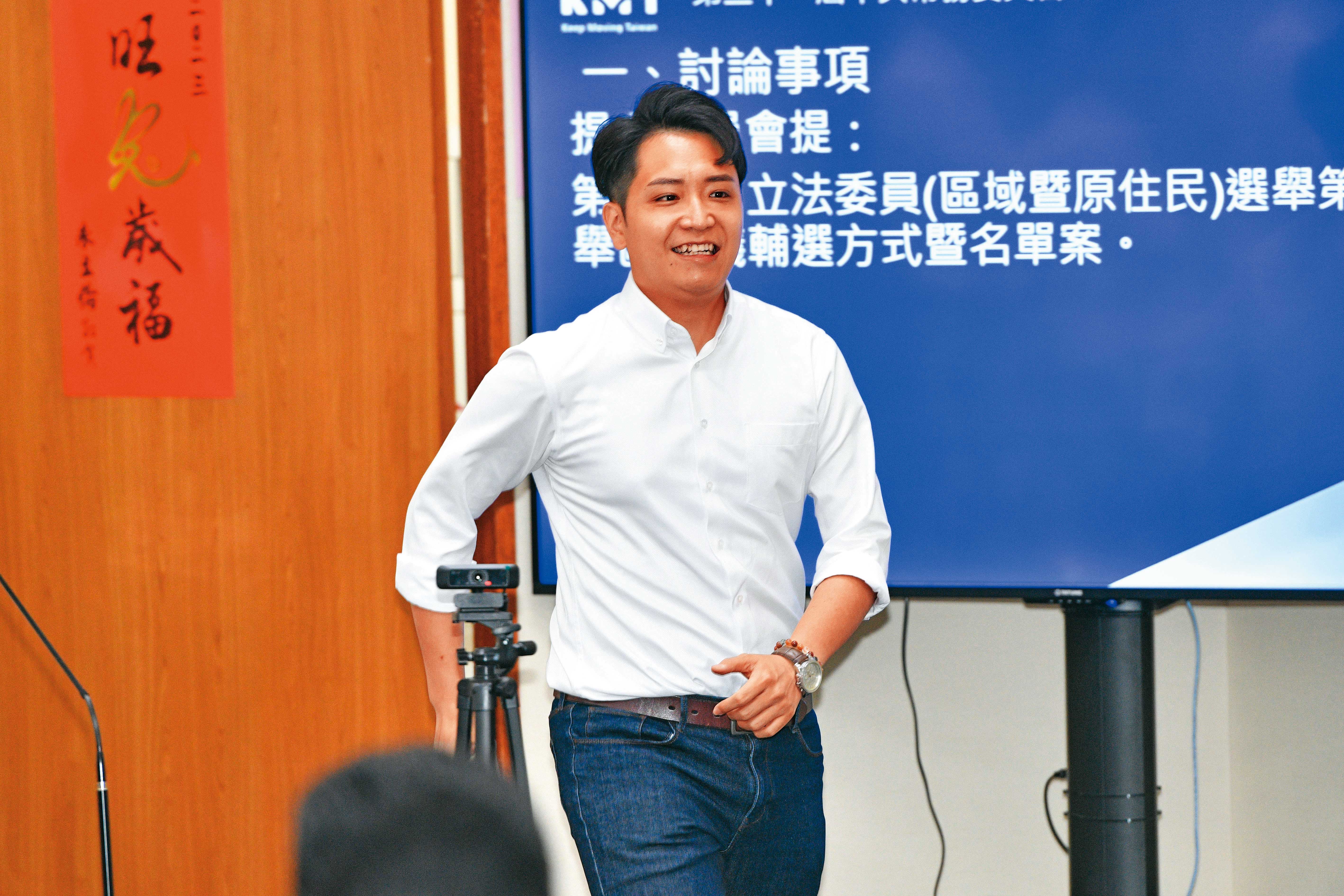 國民黨推派青年台中F4首度挑戰立委選舉，除了林家興惜敗之外，其他3人皆當選。圖為羅廷瑋。