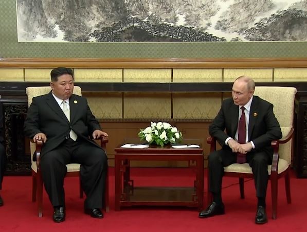普丁和金正恩展開會談。（翻攝塔新社直播）