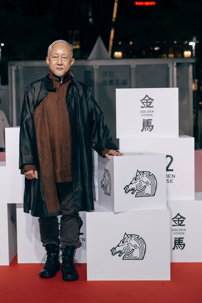 身為知名舞者張曉雄卻再三演出失智老人,困在輪椅上,但他說劇組要找一個「有氣質的老頭」,他就接了。(金馬執委會)