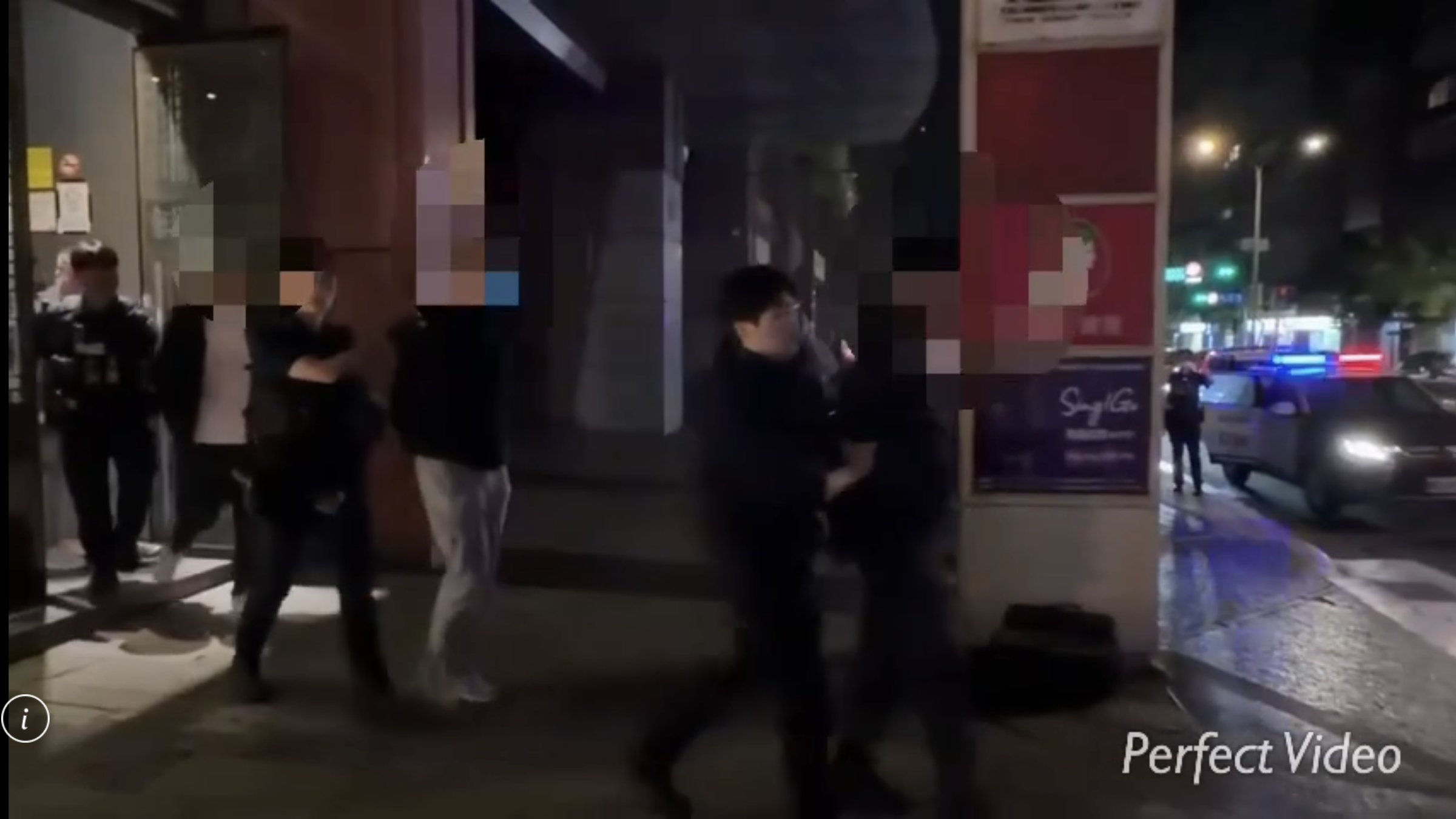 警方帶回主嫌廖男等12人，訊後依組織犯罪、聚眾鬥毆等罪送辦。翻攝畫面